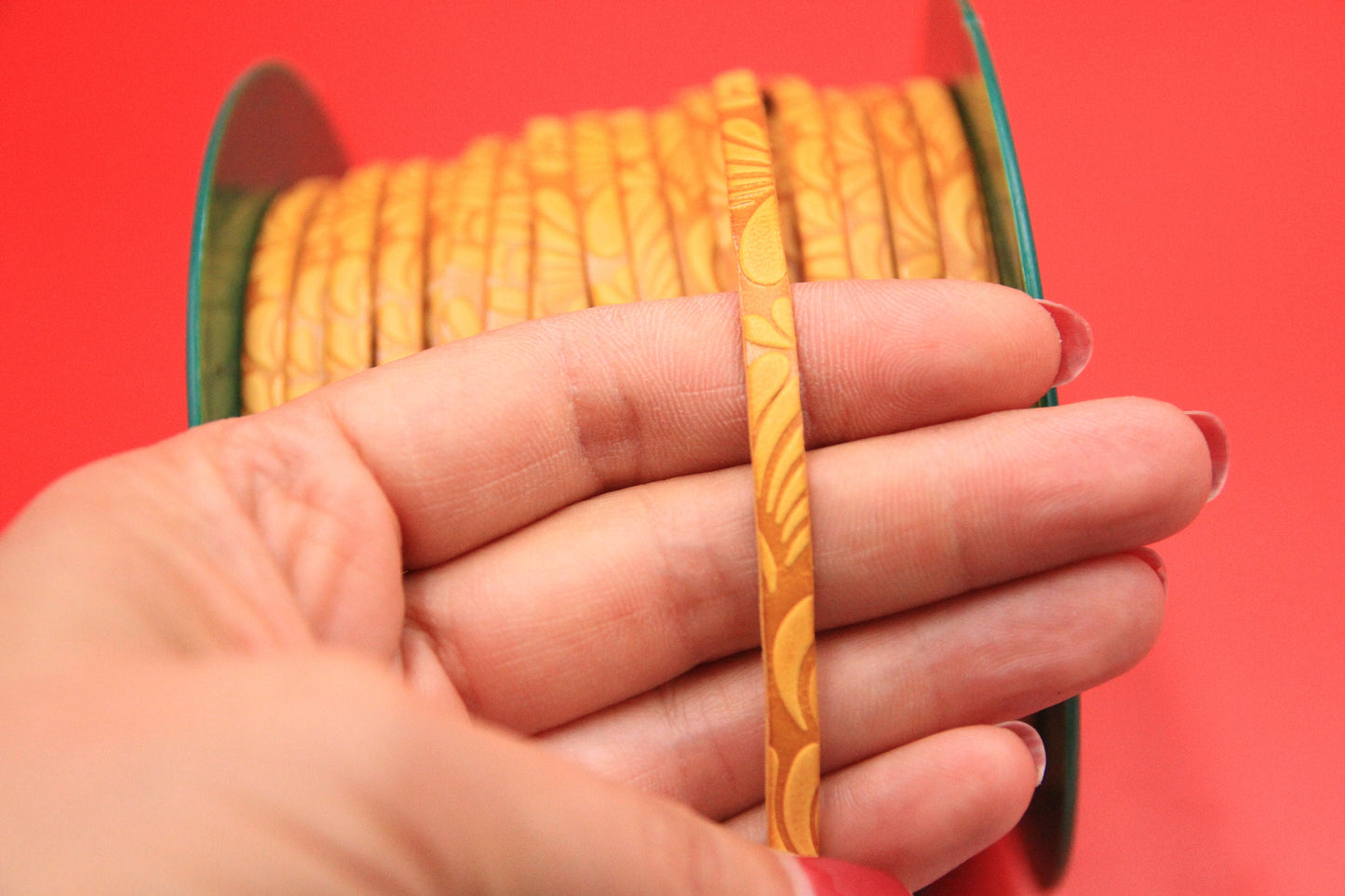 MADE in EUROPE 24'' flat 5mm embossed leather cord, 5mm flat leather cord, 5mm embossed leather cord (AR150/05/02)