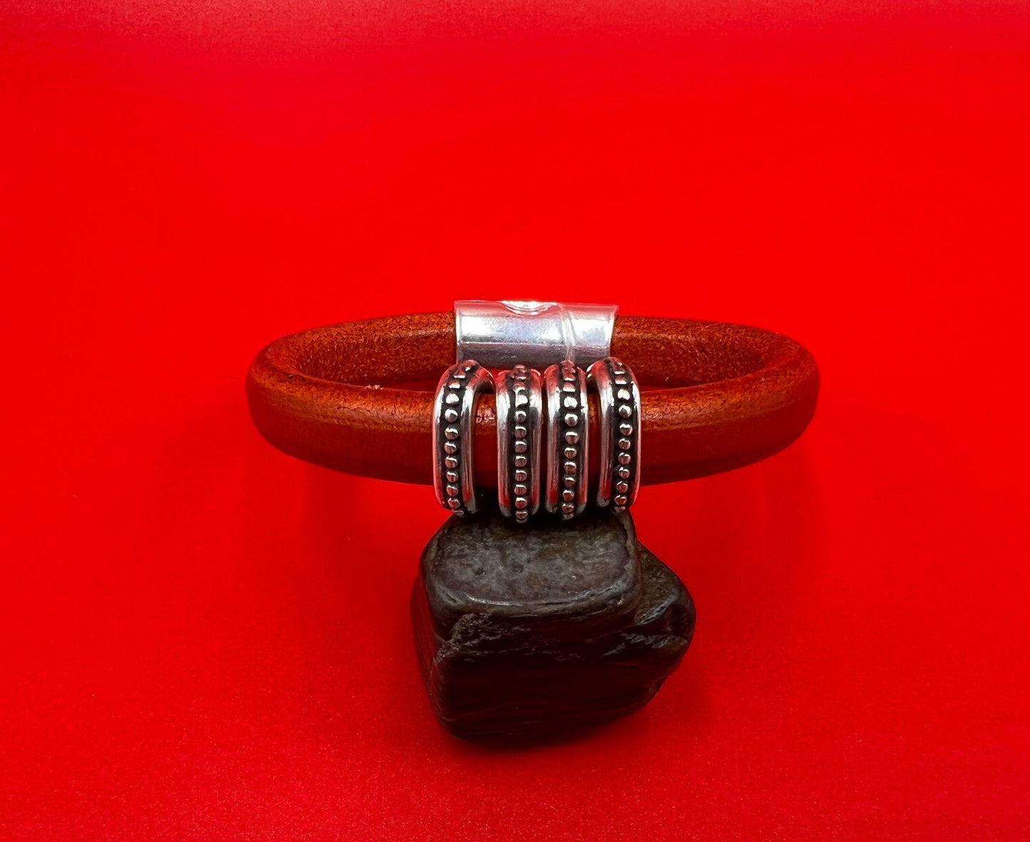 LS0098>> MADE IN EUROPE 4 zamak ring sliders, licorice ring slider, silver ring sliders (Ablz267) Qty4