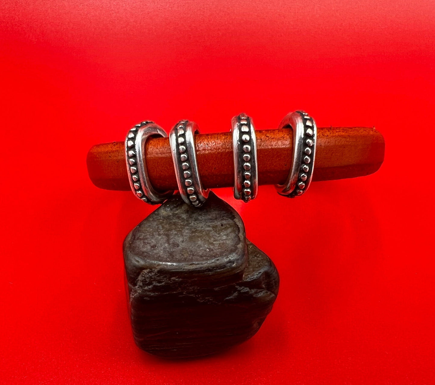 LS0096>> MADE IN EUROPE 4 zamak ring sliders, licorice ring slider, 10x6mm slider rings, silver ring sliders (Ablz265) Qty4