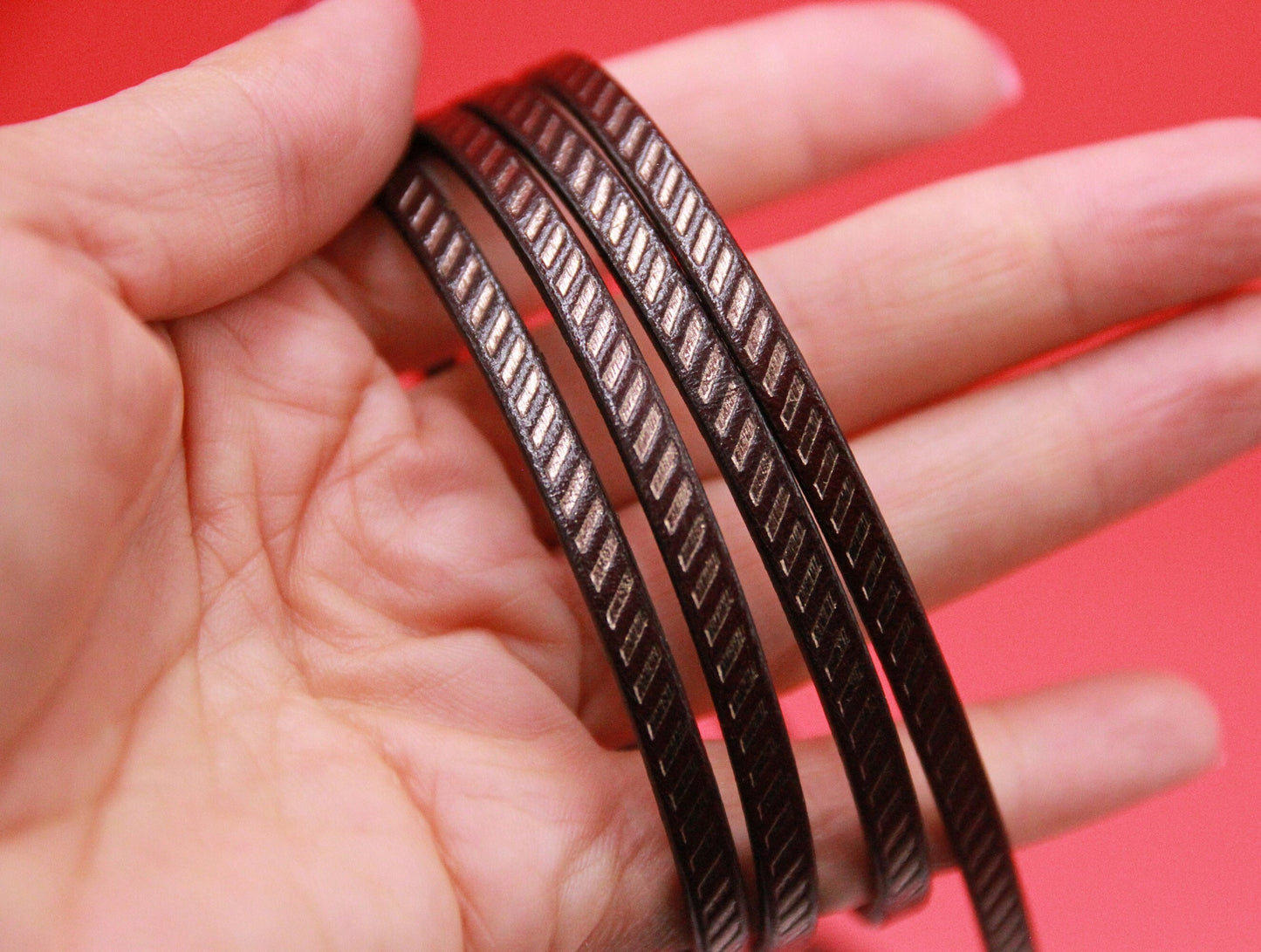 MADE in SPAIN 24" flat leather cord, engraved leather cord with metallic pattern (Diagonal5/15)