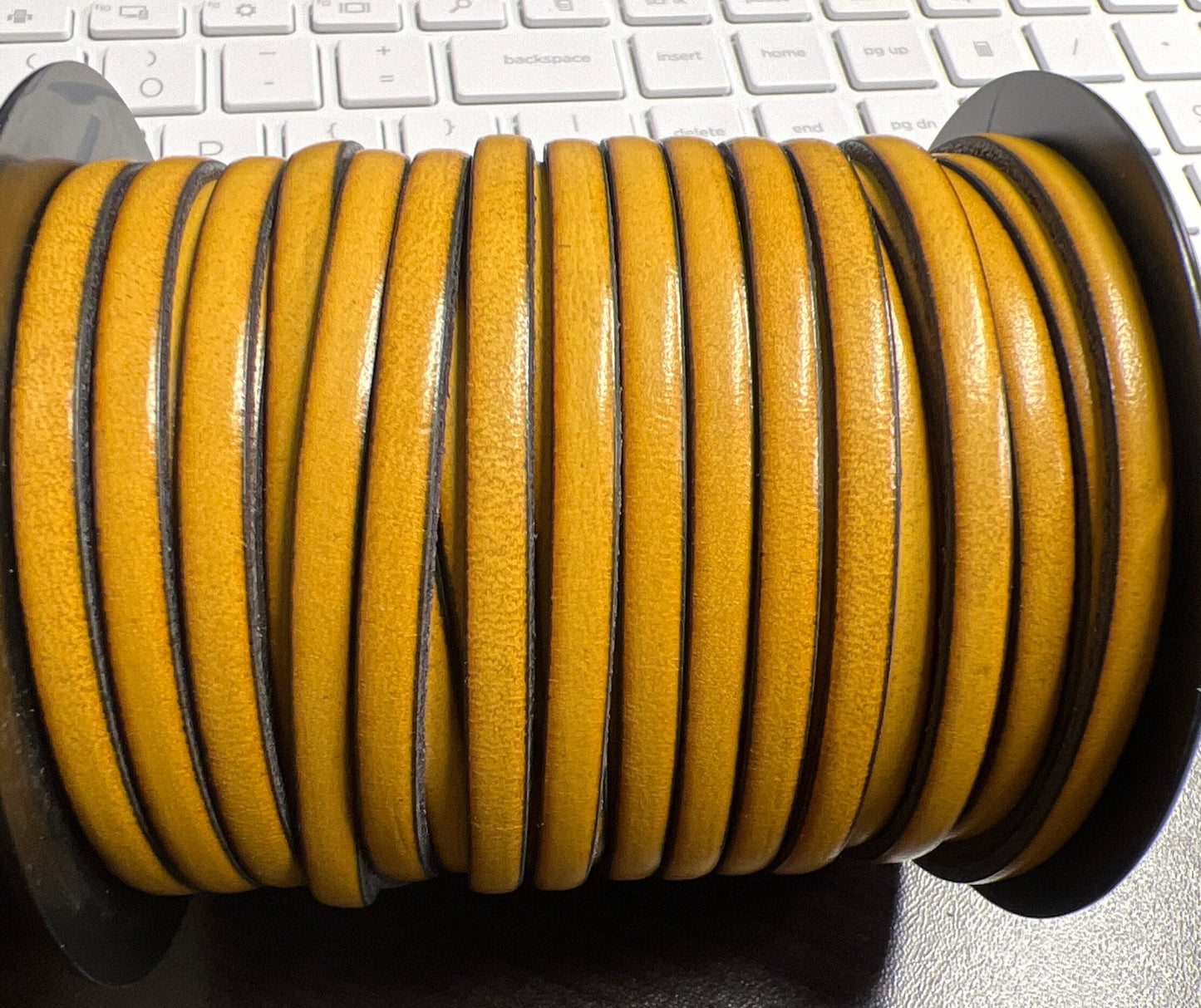 MADE in EUROPE 1 yard of 5mm flat leather cord, 5mm genuine yellow leather cord, flat 5mm real leather cord (MARF5AMAR)