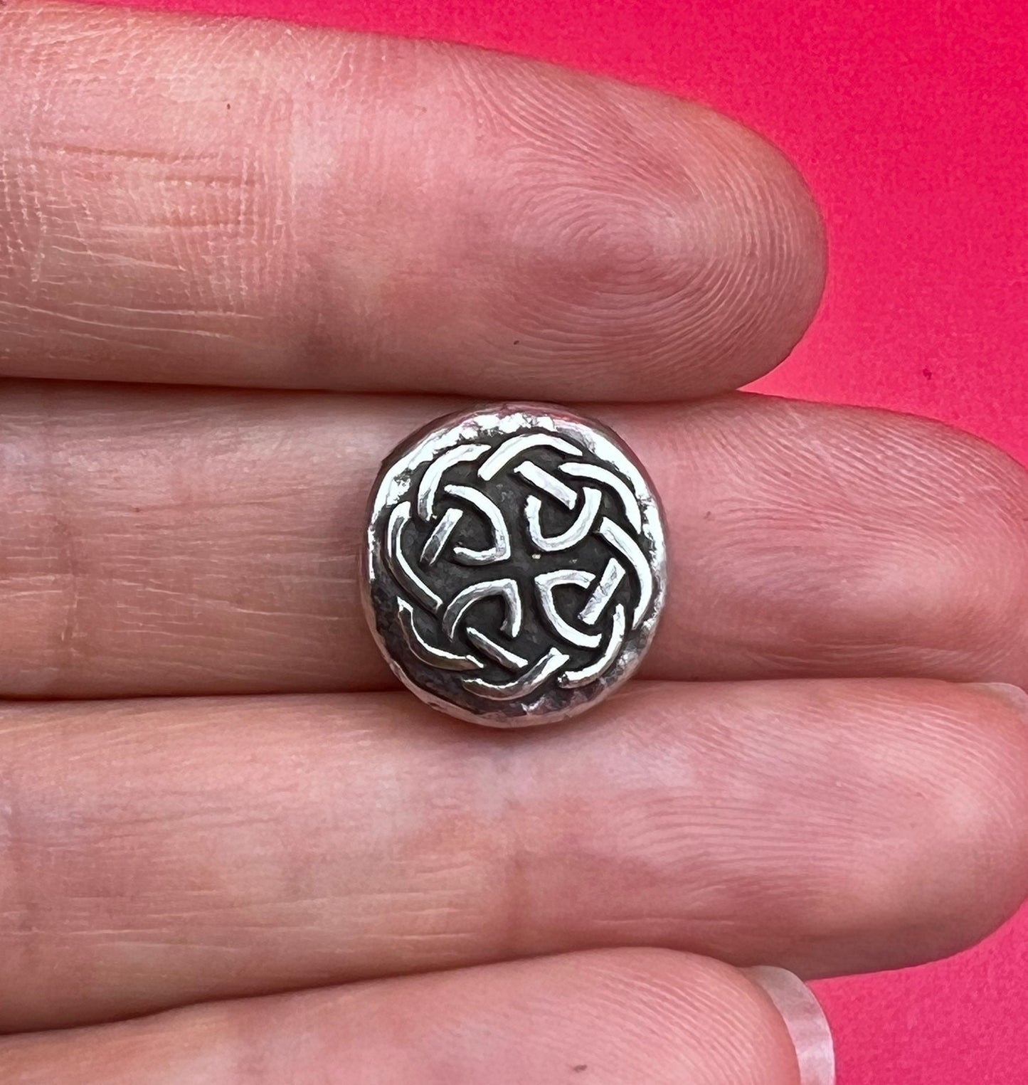 FS0451> MADE IN EUROPE 2 zamak flat cord sliders, 10mm cord Celtic knot sliders,  qty2