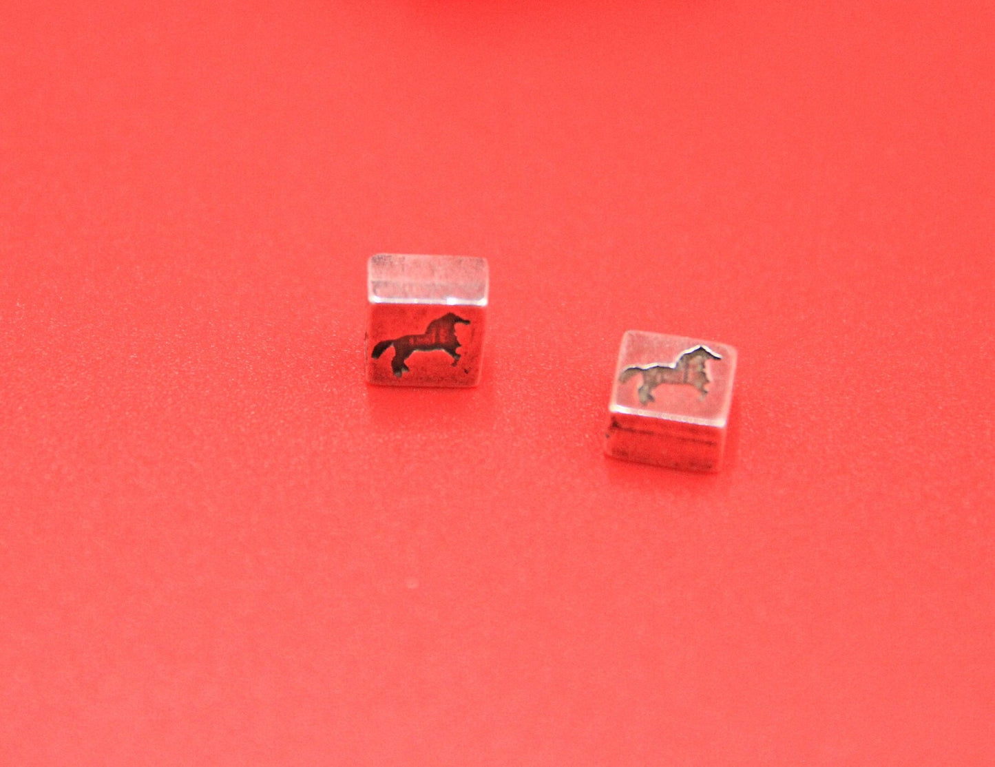 FS0572>>MADE in EUROPE 2 zamak sliders, 5mm cord zamak slider, flat 5mm cord slider, zamak horse slider, horse 5mm slider