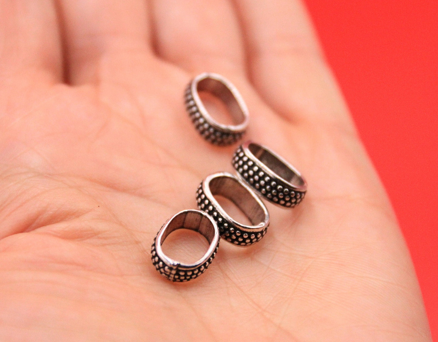 LS0099>> MADE IN EUROPE 4 Pewter ring crimp sliders, licorice ring slider, licorice slider rings, (F444/443) Qty4