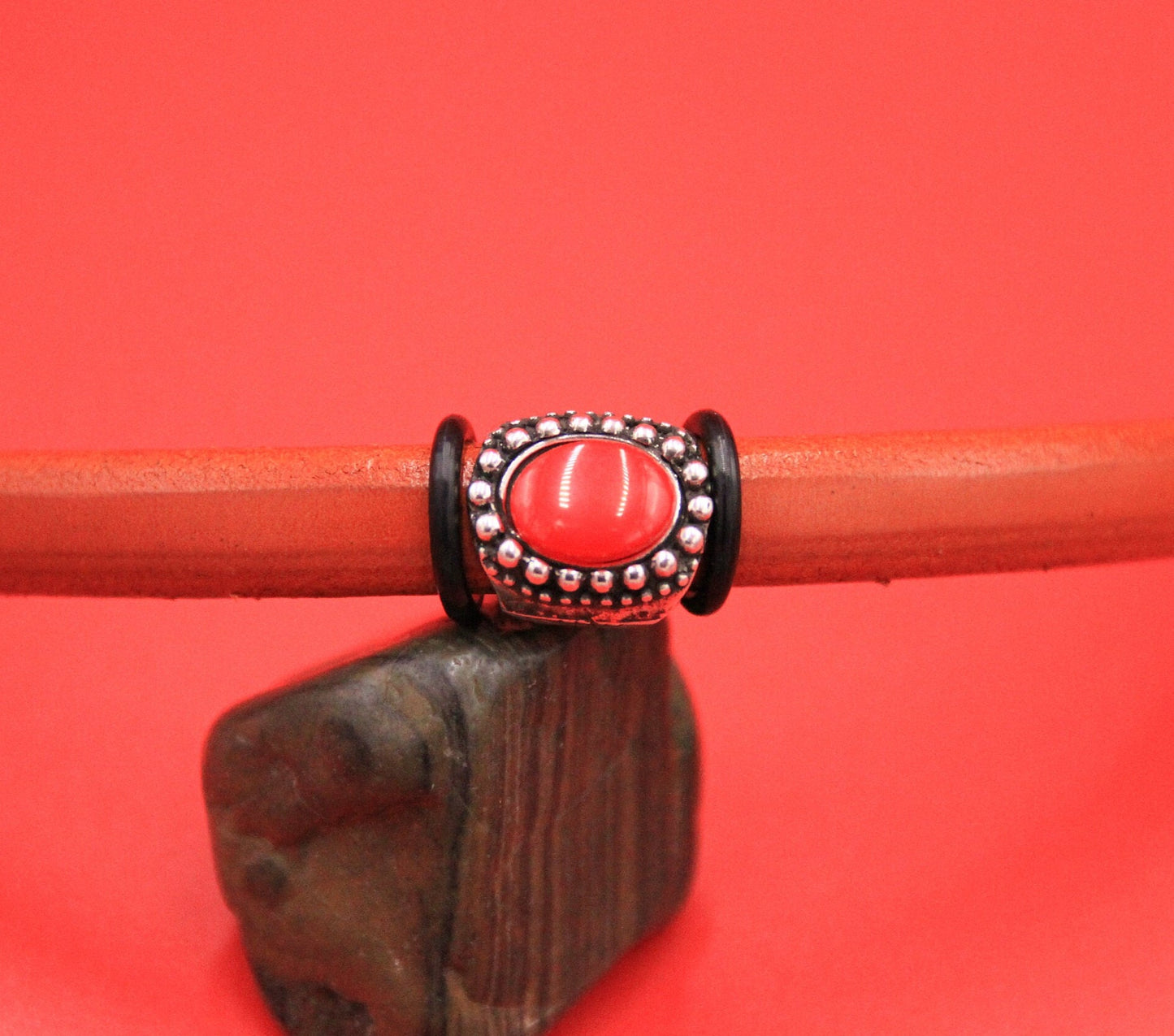 LS0105>> MADE in EUROPE licorice 2 sliders with cabochon, licorice leather cord sliders (F446S)Qty2