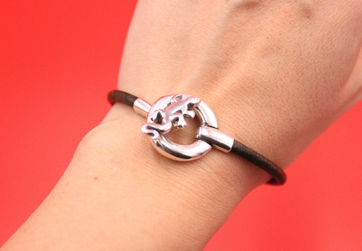 RC0199>>MADE in EUROPE zamak toggle clasp, round cord alligator toggle clasp, round cord lizard clasp, (CRLAGARTO) Qty1
