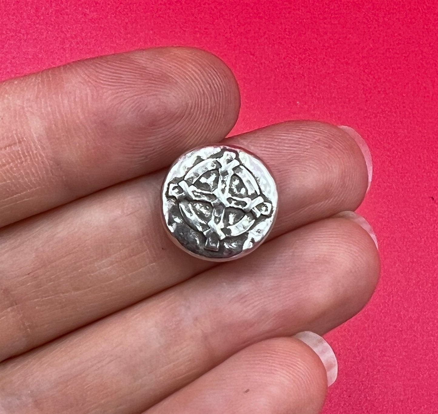 FS0451> MADE IN EUROPE 2 zamak flat cord sliders, 10mm cord Celtic knot sliders,  qty2