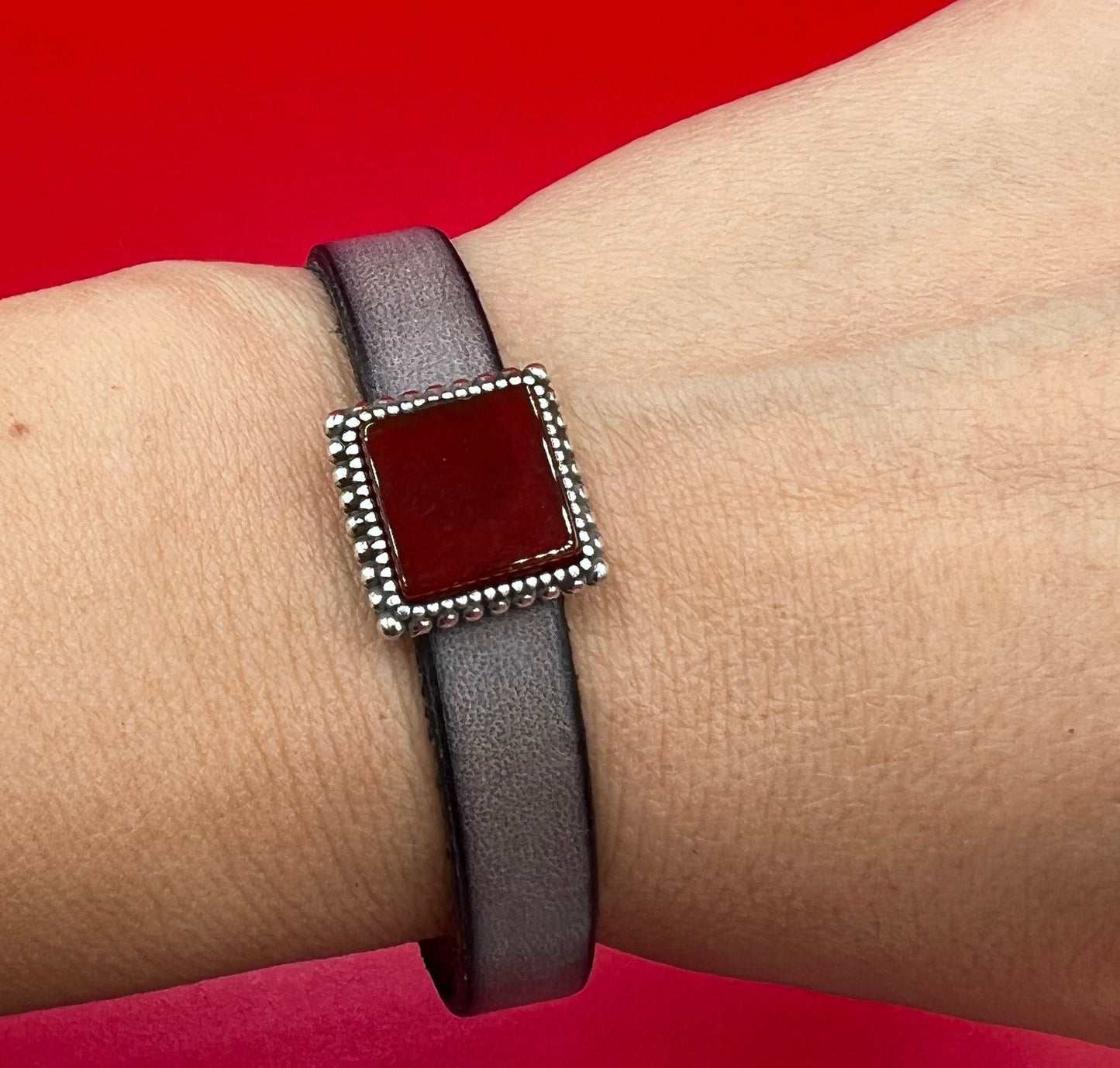 FS0554>>MADE IN EUROPE zamak square slider with natural gemstone, 10mm flat cord slider with natural stone cabochon, Qty1