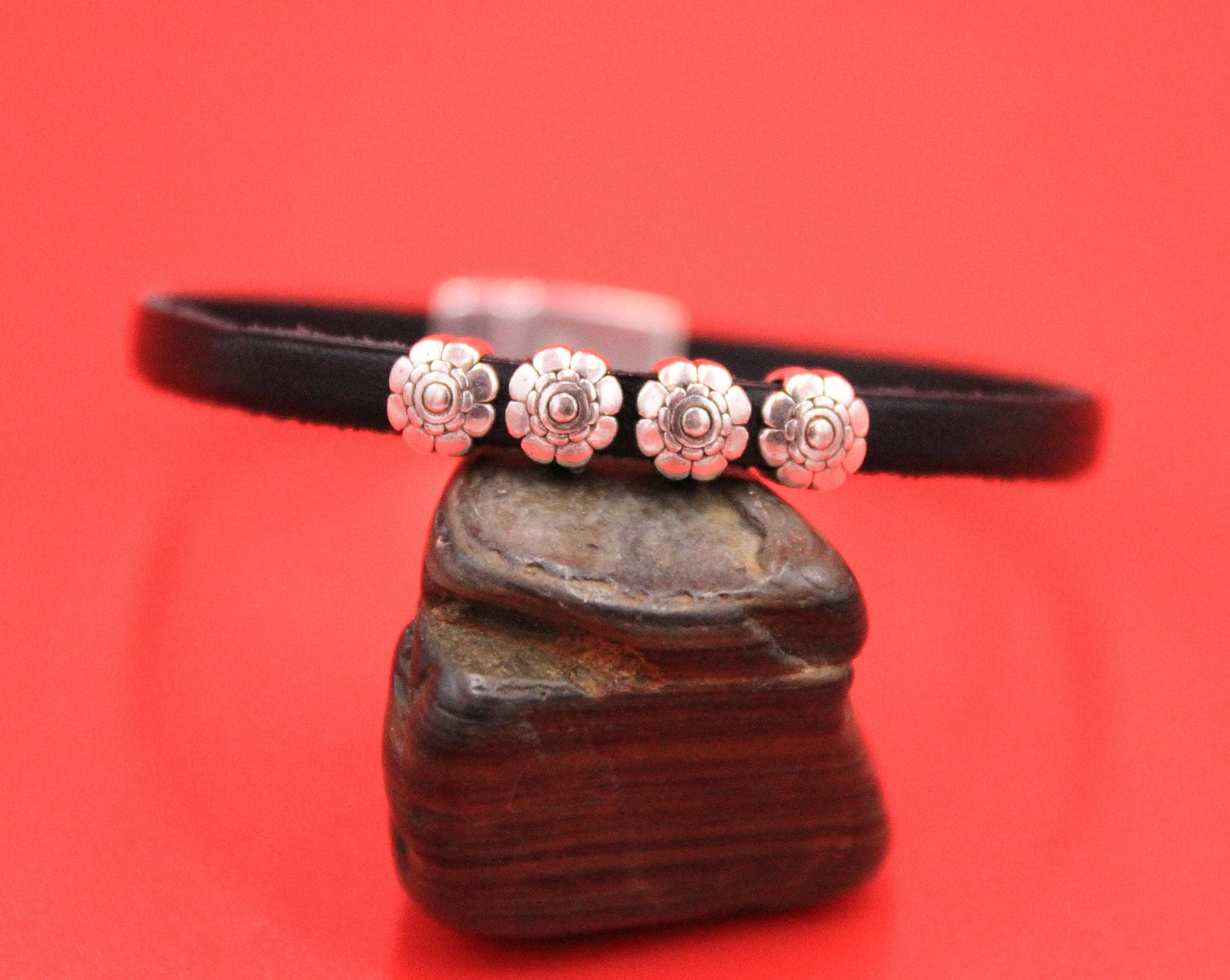 FS0562>>MADE in EUROPE 2 zamak flower sliders for 10mm or 5mm flat cord, zamak flower slider for flat cord Qty2