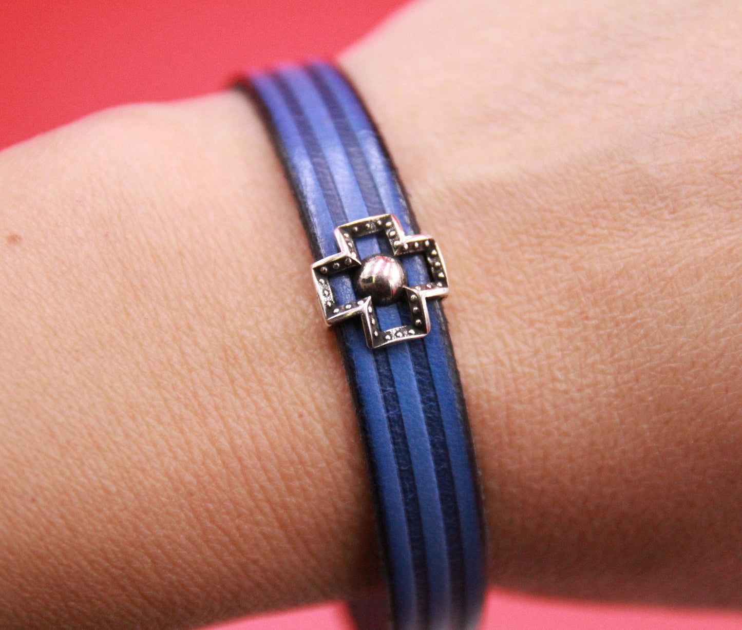 FS0558>>MADE in EUROPE 2 zamak cross sliders for 10mm flat cord, 10mm zamak slider, flat leather cord CROSS slider, Qty2