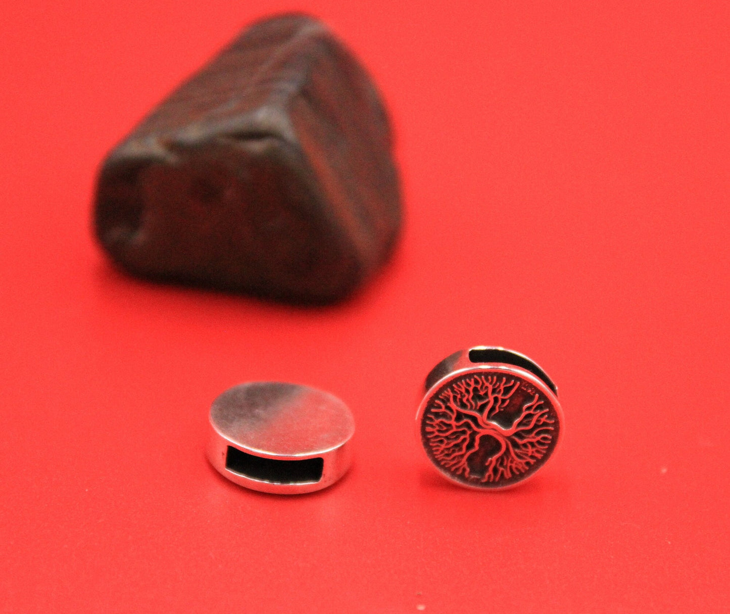 FS0565>> MADE IN EUROPE 2 life tree sliders, 10mm flat cord sliders, life tree sliders for 10mm leather cord  Qty2
