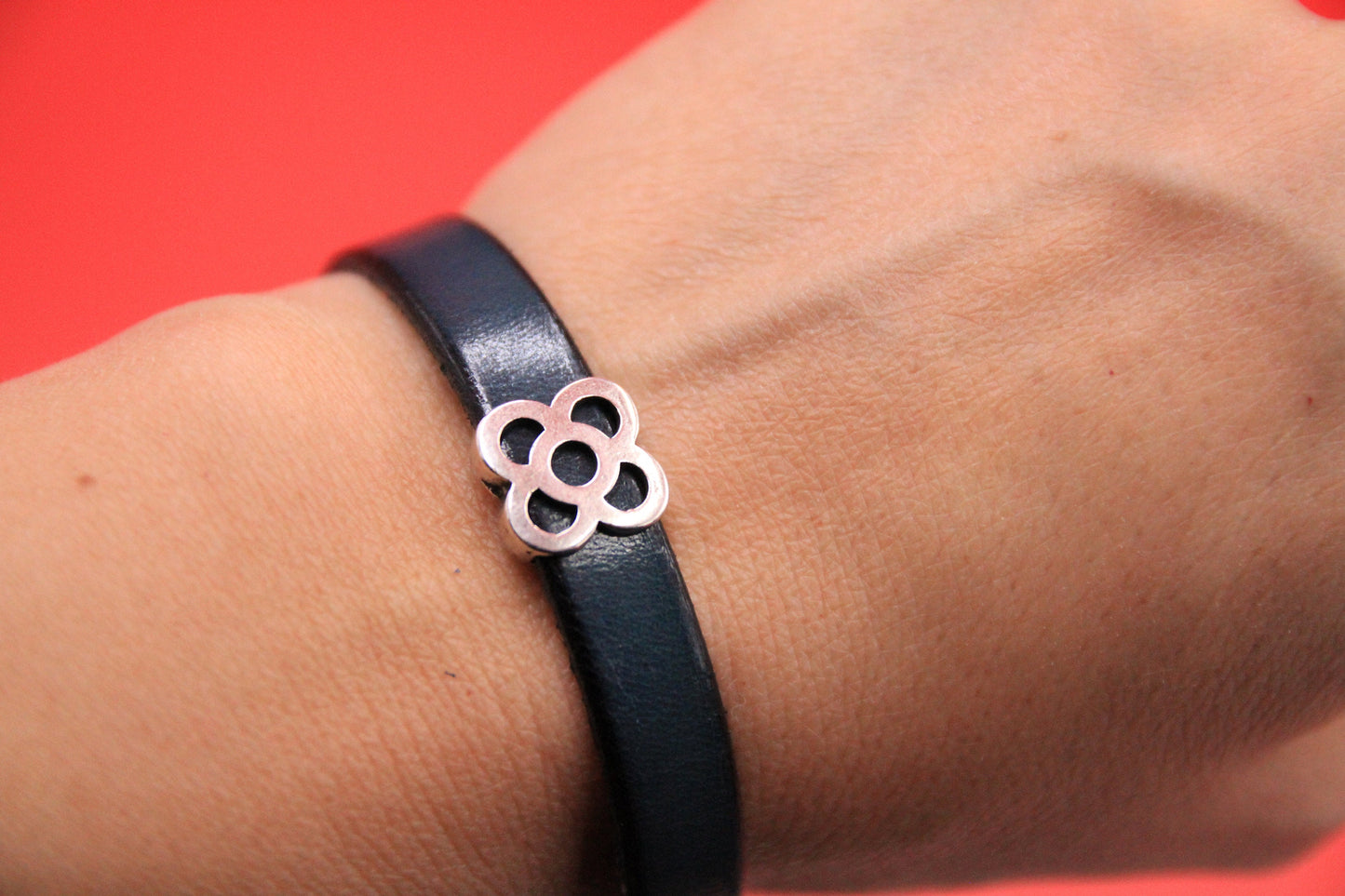 FS0567>>MADE in EUROPE 2 zamak Panot flower sliders for 10mm or 5mm flat cord, zamak flower slider for flat cord Qty2