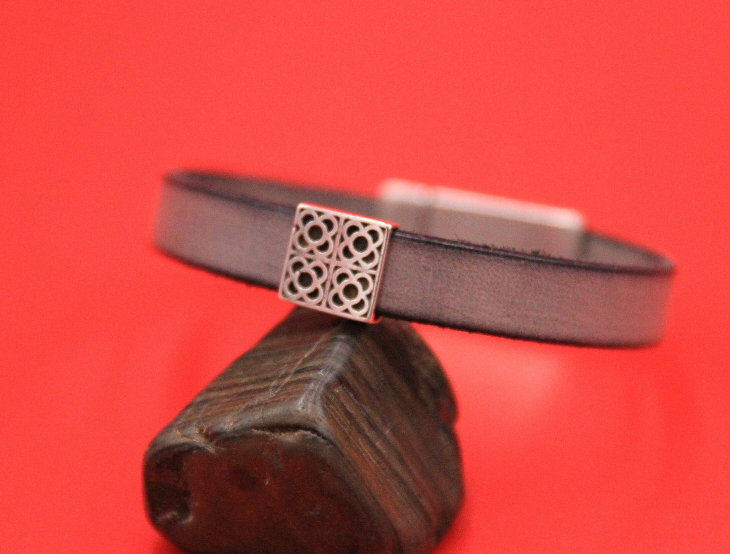 FS0570>> MADE IN EUROPE 2 zamak square sliders, Panot flower slider for flat cord, 10mm or 6mm flat cord slider Qty2