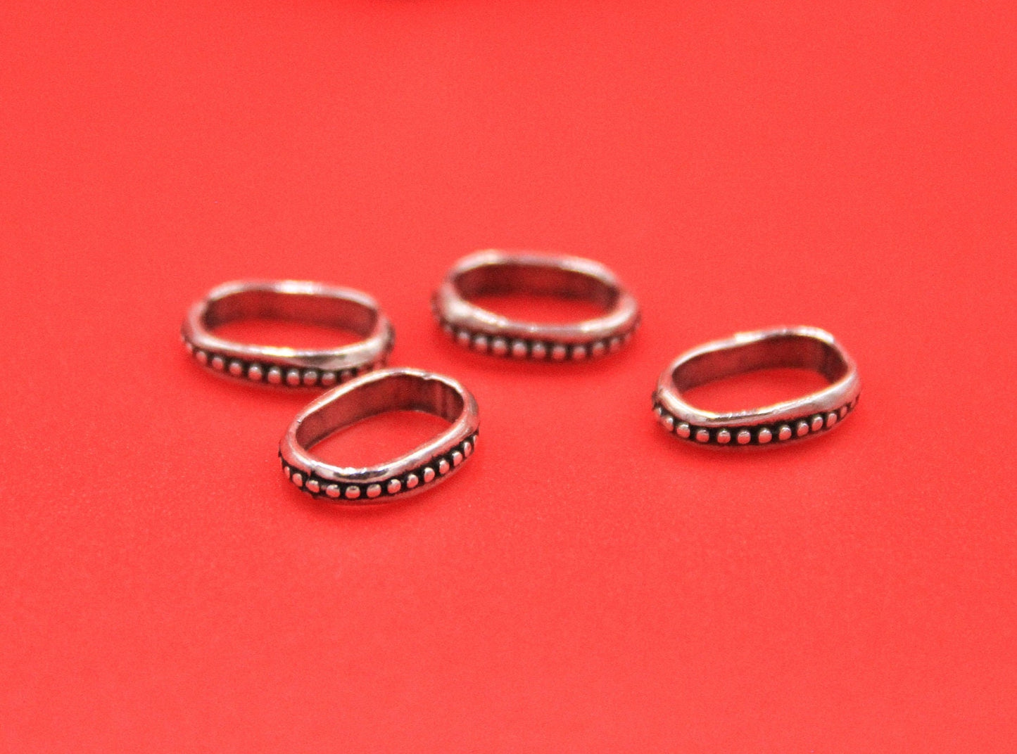 LS0099>> MADE IN EUROPE 4 Pewter ring crimp sliders, licorice ring slider, licorice slider rings, (F444/443) Qty4