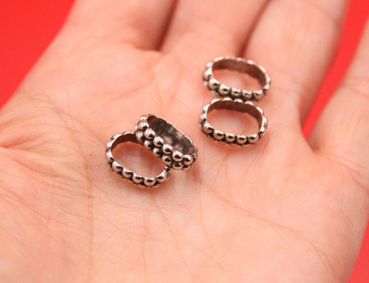 LS0102>> MADE IN EUROPE 4 zamak ring sliders, licorice ring slider, licorice slider rings, Qty4