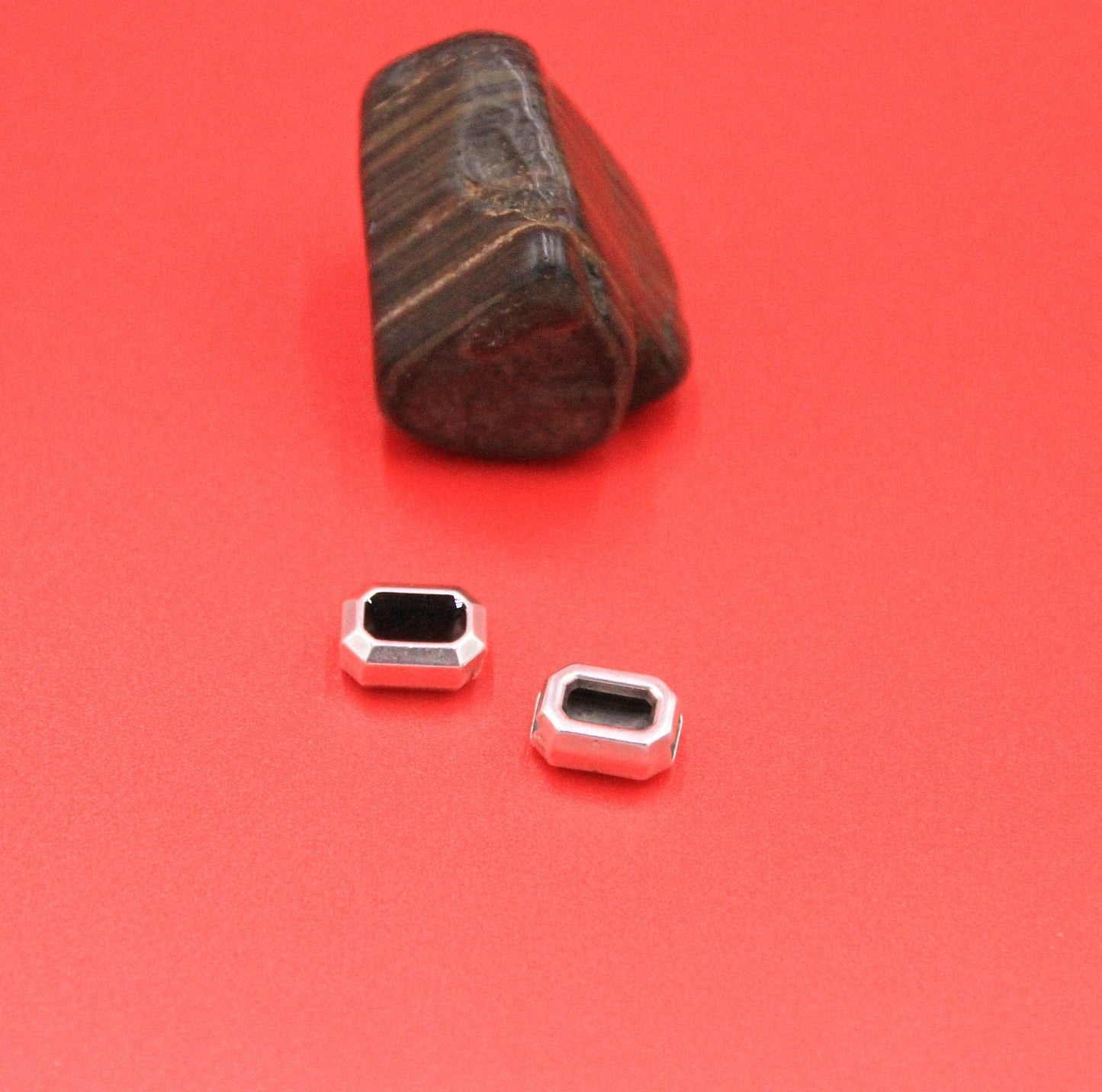 FS0589>>MADE in EUROPE 2 zamak enamel sliders, 5mm flat cord oval sliders, 5mm oval sliders Qty2