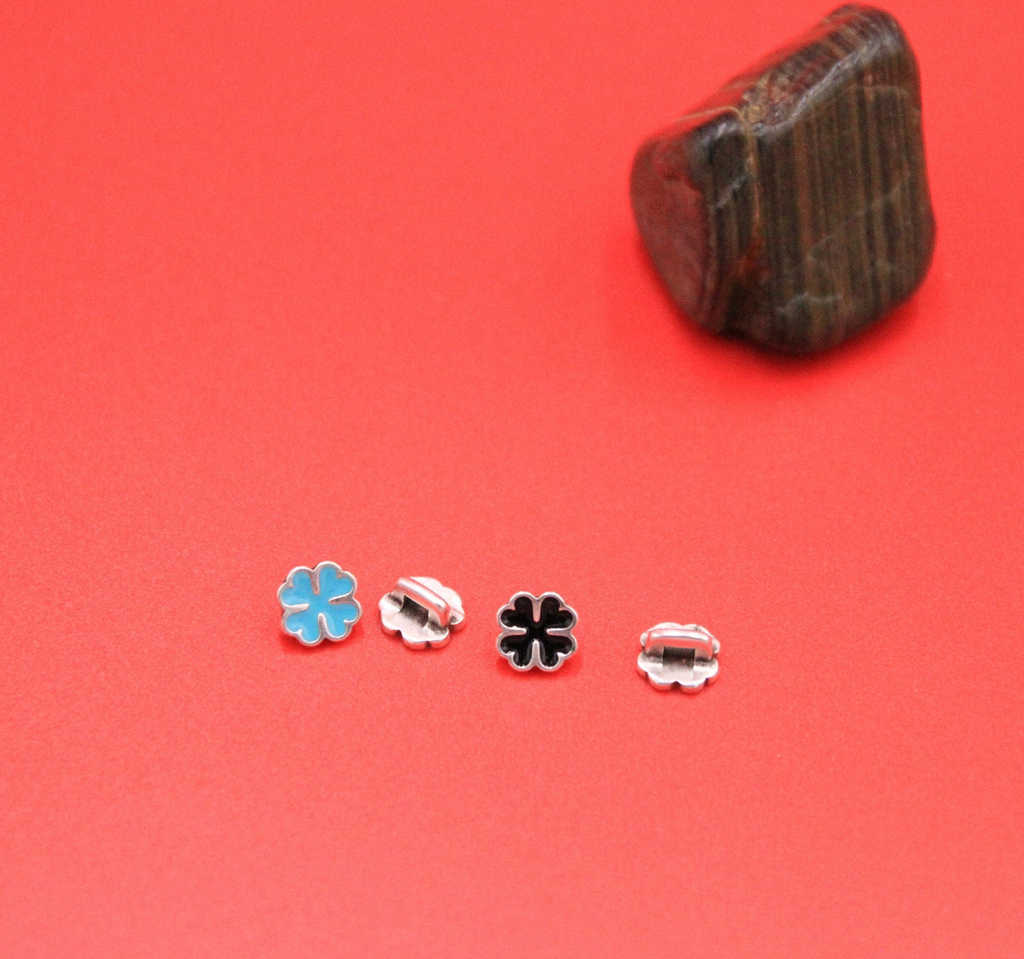 FS0591>>MADE IN EUROPE 4 zamak clover sliders, flat 3mm cord sliders, 3mm flat cord clover sliders, Qty4