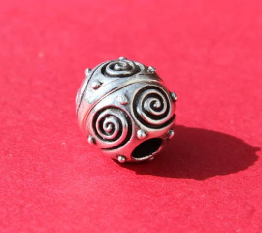 RC0087>>MADE IN EUROPE round cord magnetic clasp, engraved magnetic clasp, ball magnetic clasp