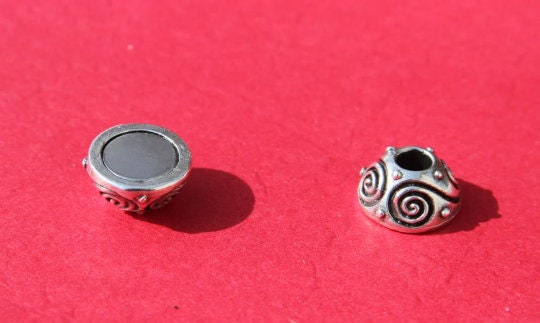 RC0087>>MADE IN EUROPE round cord magnetic clasp, engraved magnetic clasp, ball magnetic clasp