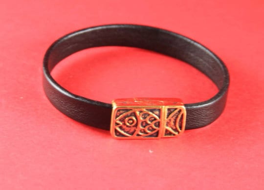 FC0216>>MADE IN EUROPE zamak clasp for flat leather cord, silver clasp for flat cord bracelet Qty1