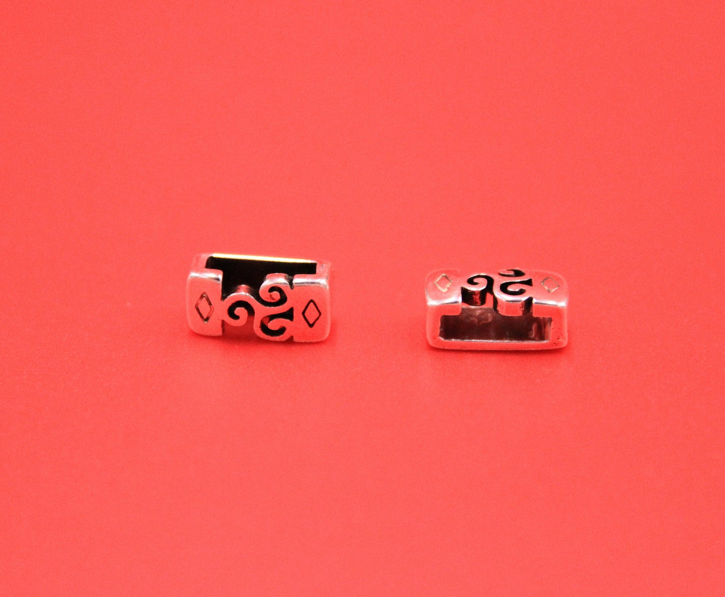 FS0595>> MADE in EUROPE 2 flat leather cord slider bars, 10mm leather cord sliders