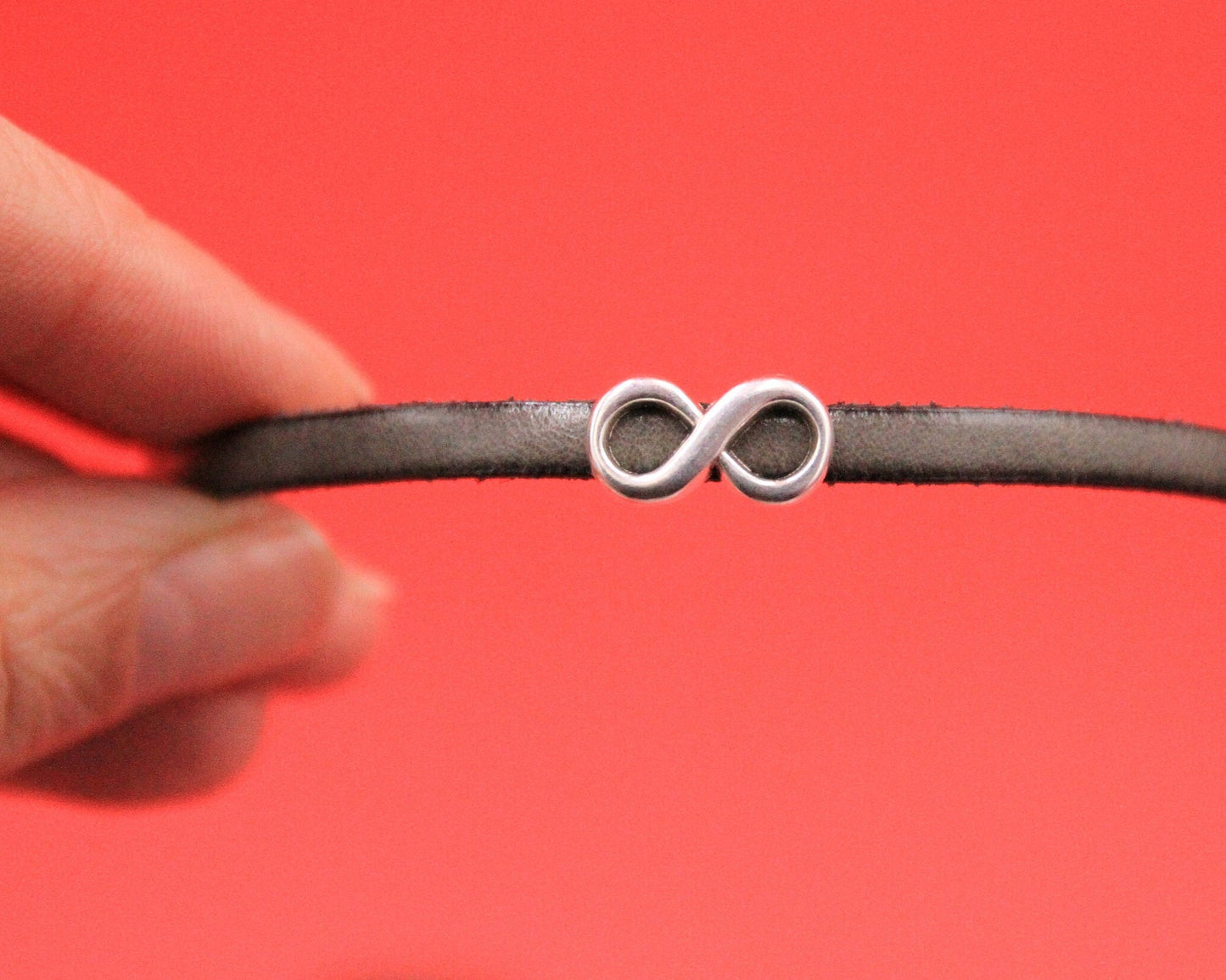 FS0604>>MADE in EUROPE 2 zamak infinity sliders, silver infinity sliders, 5mm flat cord infinity slider qty2