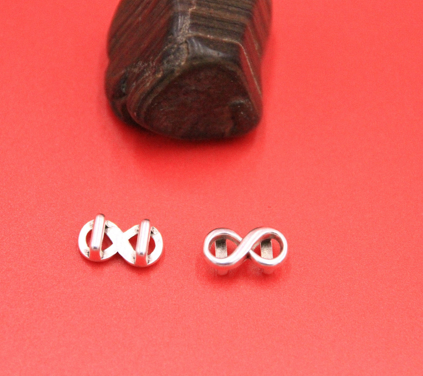 FS0604>>MADE in EUROPE 2 zamak infinity sliders, silver infinity sliders, 5mm flat cord infinity slider qty2
