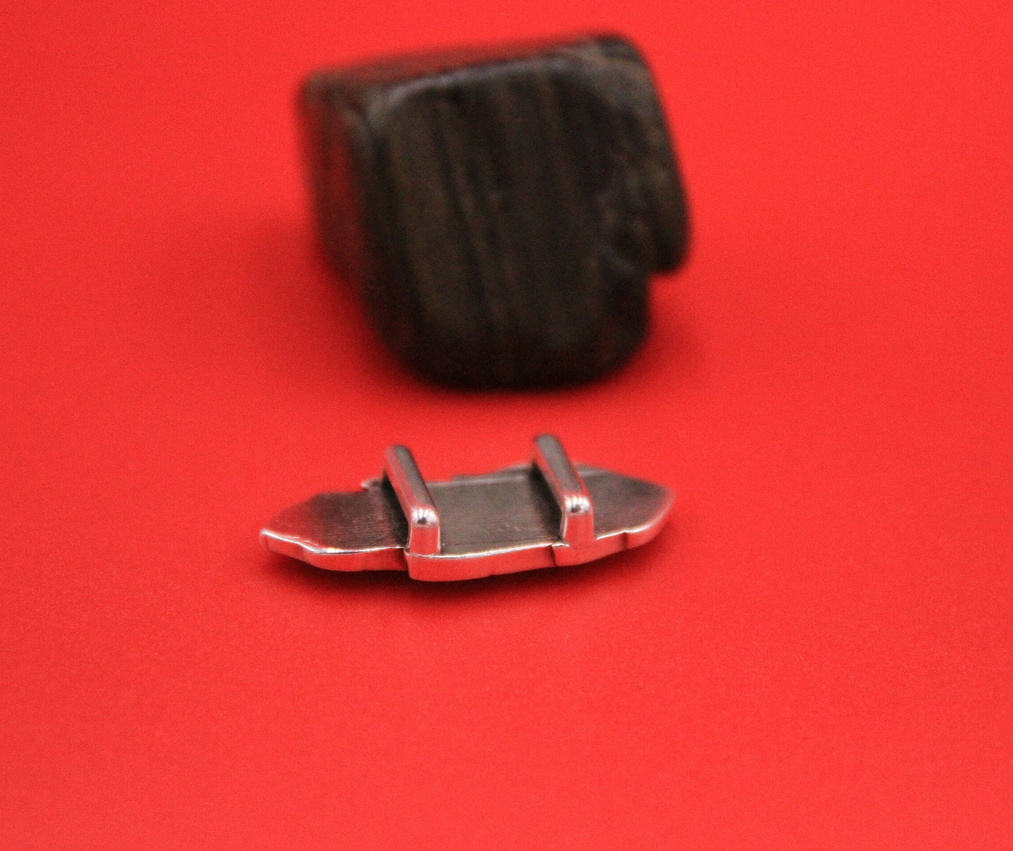 FS0599>>MADE in EUROPE zamak feather slider, large silver feather slider, 10mm flat cord slider qty1