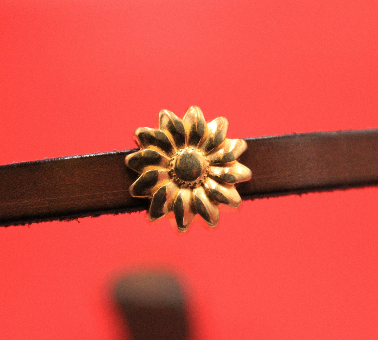 FS0019>>MADE IN EUROPE 2 zamak flower sliders 10mm flat cord, 10mm flat cord daisy slider, sunflower slider for 10mm flat cord Qty2