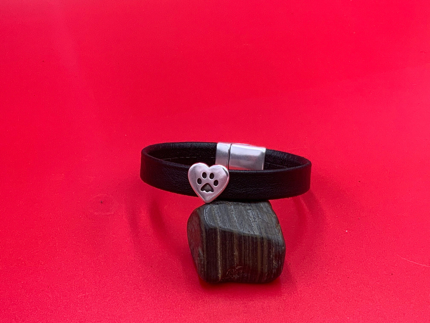 FS0612>>MADE in EUROPE 2 zamak paw print sliders for 10mm flat cord, flat 10mm cord slider, zamak paw sliders, qty2
