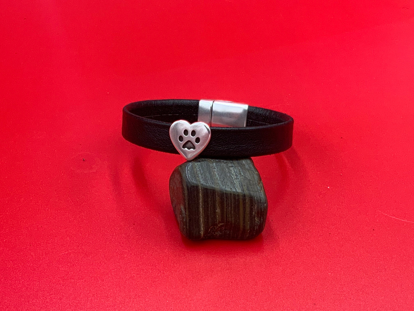FS0612>>MADE in EUROPE 2 zamak paw print sliders for 10mm flat cord, flat 10mm cord slider, zamak paw sliders, qty2