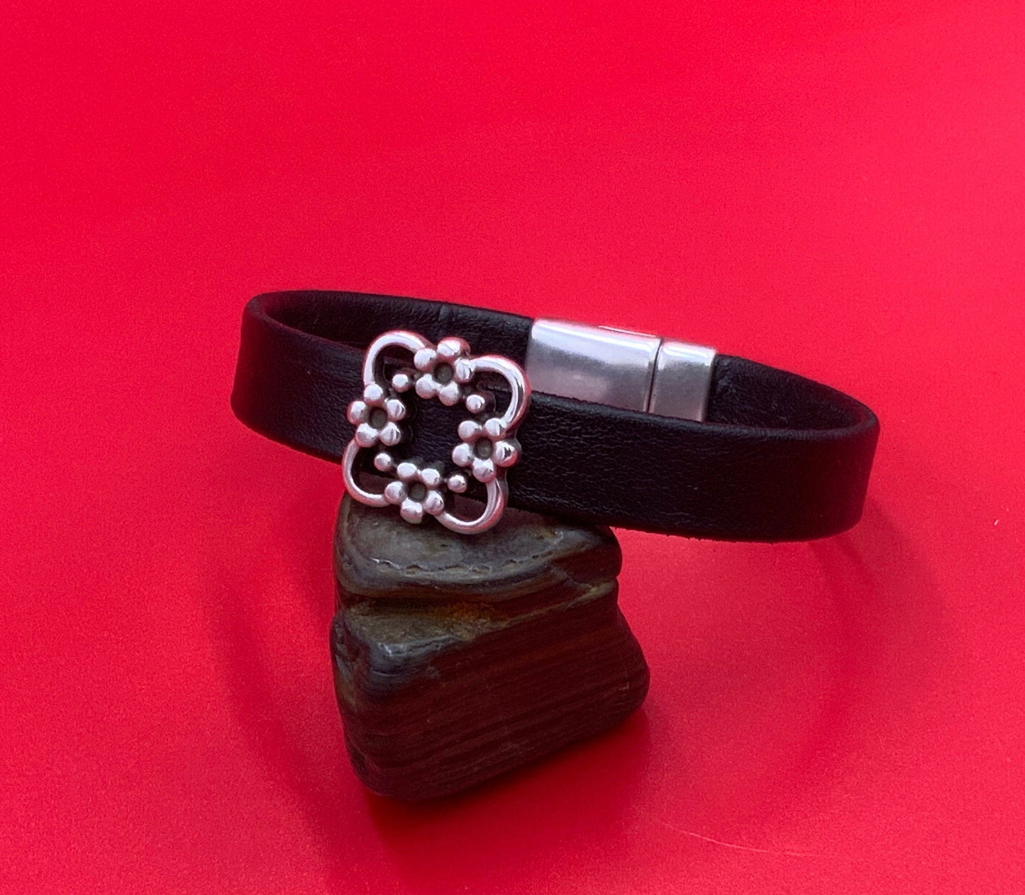 FS0616>>MADE in EUROPE 2 zamak flower sliders for 10mm flat cord, 10mm flat cord slider, zamak flower slider for 10mm flat cord Qty2
