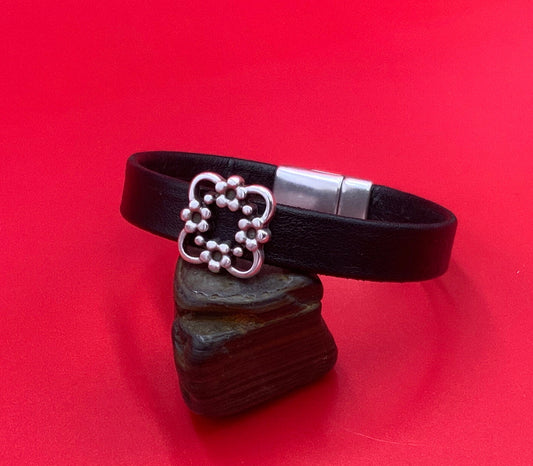 FS0616>>MADE in EUROPE 2 zamak flower sliders for 10mm flat cord, 10mm flat cord slider, zamak flower slider for 10mm flat cord Qty2