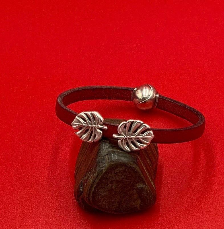 FS0617>> MADE in EUROPE 4 zamak monstera leaf sliders, 5mm cord zamak slider, flat 5mm cord slider, leaf slider, Qty4