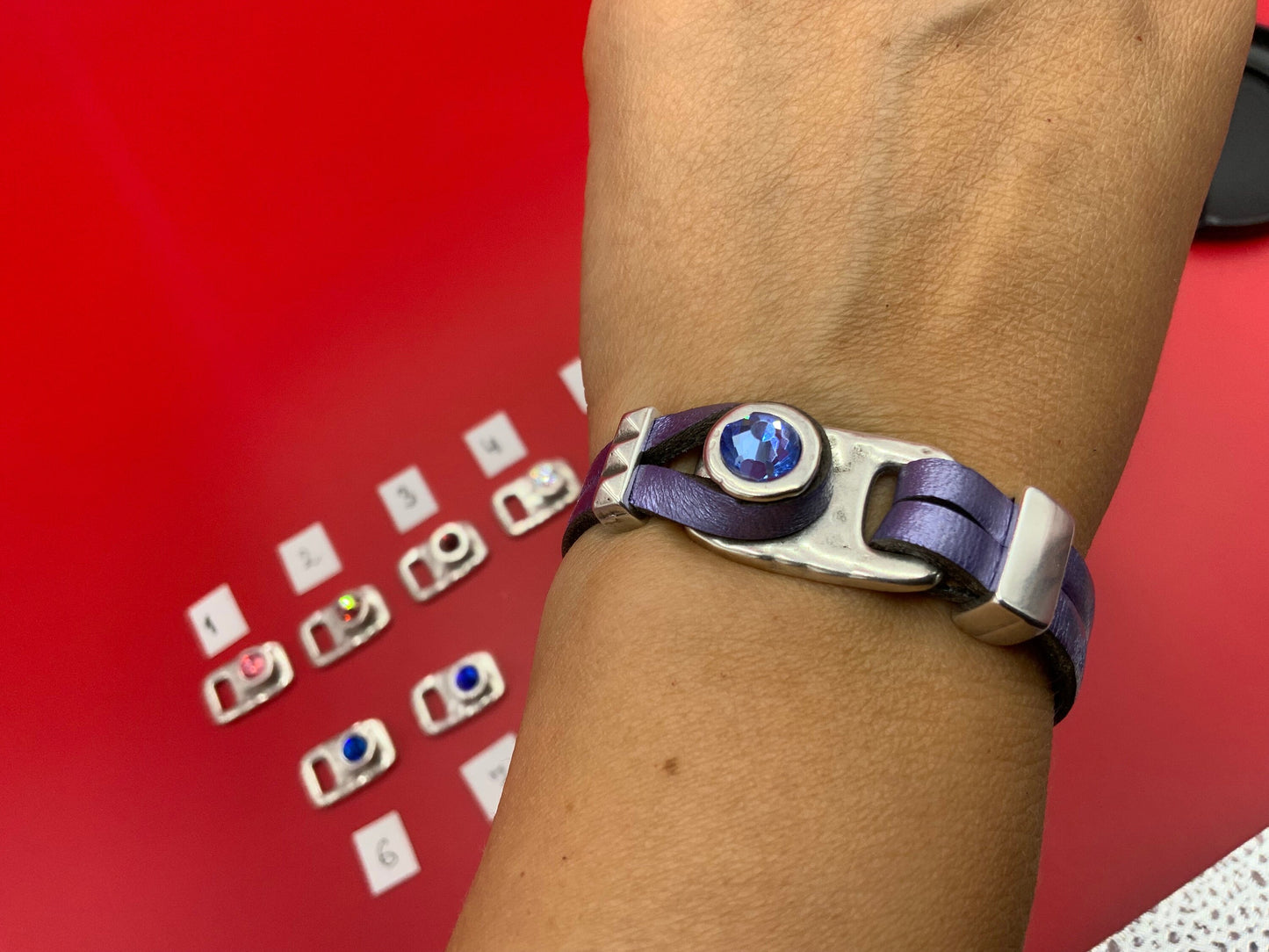 FC0414>> MADE in EU 5mm flat cord button clasp with Swarovski crystal, 5mm flat cord clasp
