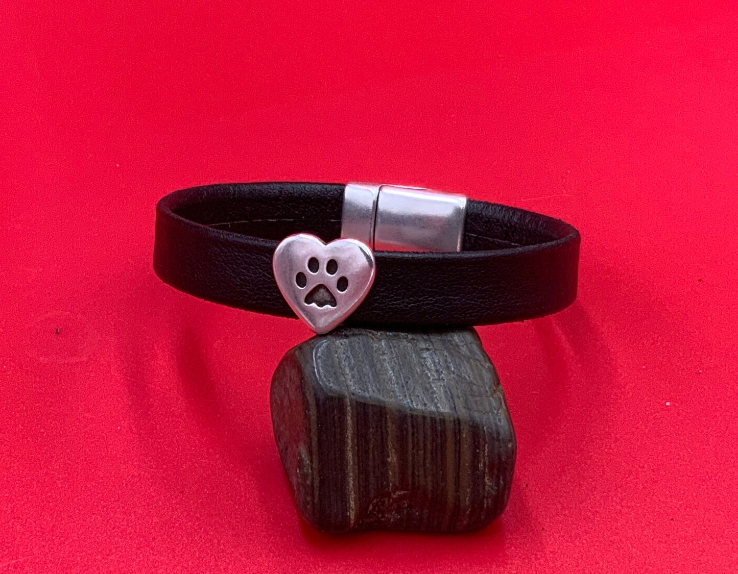 FS0612>>MADE in EUROPE 2 zamak paw print sliders for 10mm flat cord, flat 10mm cord slider, zamak paw sliders, qty2