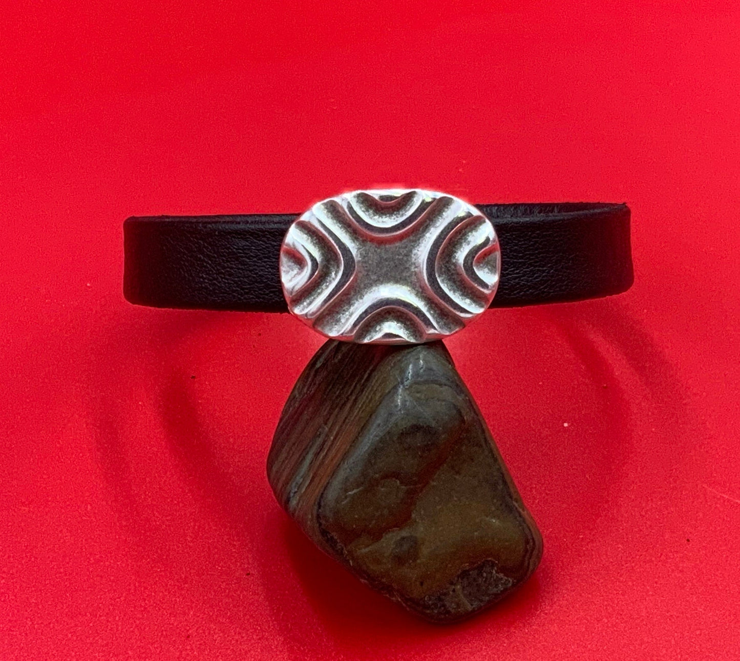 FS0613>>MADE in EUROPE Zamak oval embossed sliders, 10mm flat cord slider, 10mm leather cord slider, zamak sliders