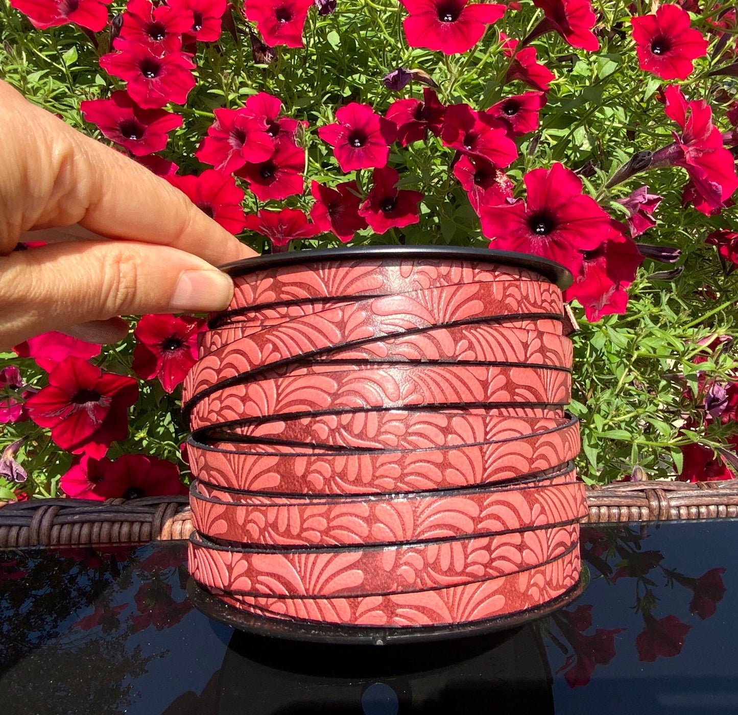 MADE in EUROPE 24'' engraved leather cord, 5mm and 10mm flat leather cord, flat embossed leather cord (AR150/VINO)