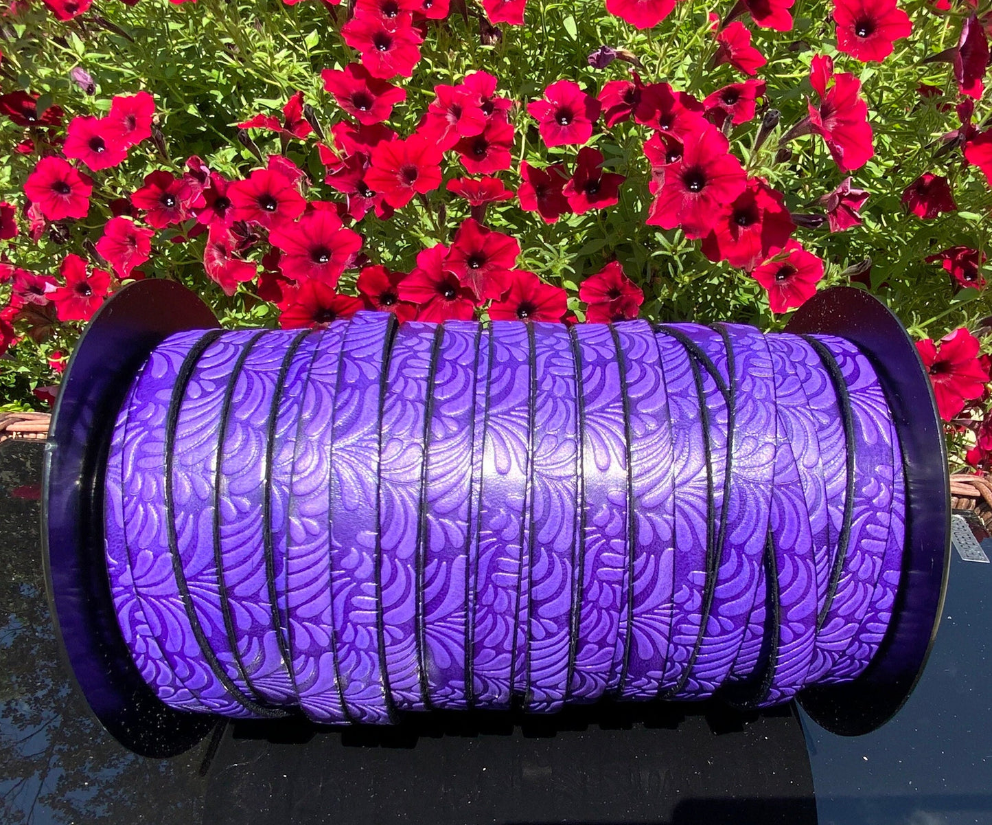 MADE in EUROPE 24'' engraved leather cord, 5mm and 10mm flat leather cord, flat embossed leather cord (AR150/23)