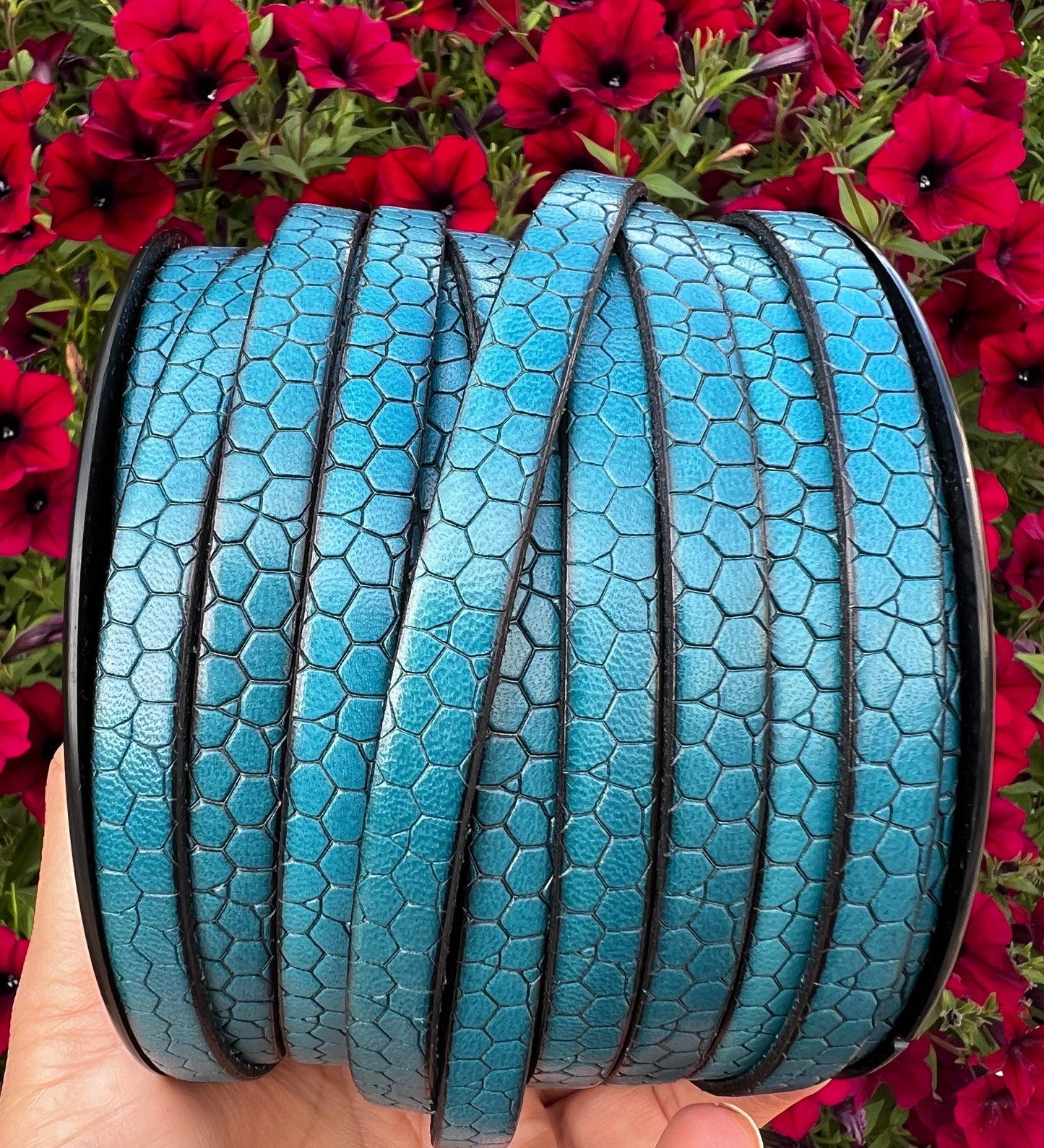MADE in EUROPE 24" flat engraved leather cord, 10mm crocodile skin embossed cow leather cord, alligator skin embossed cord (AR250/10/19)