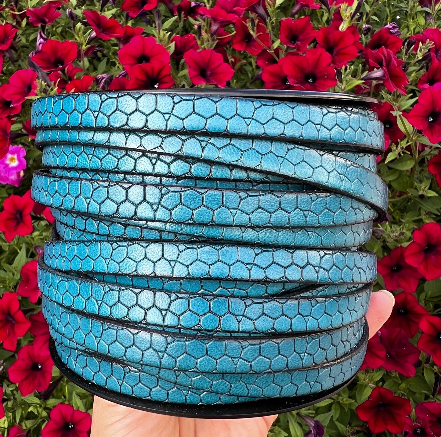 MADE in EUROPE 24" flat engraved leather cord, 10mm crocodile skin embossed cow leather cord, alligator skin embossed cord (AR250/10/19)