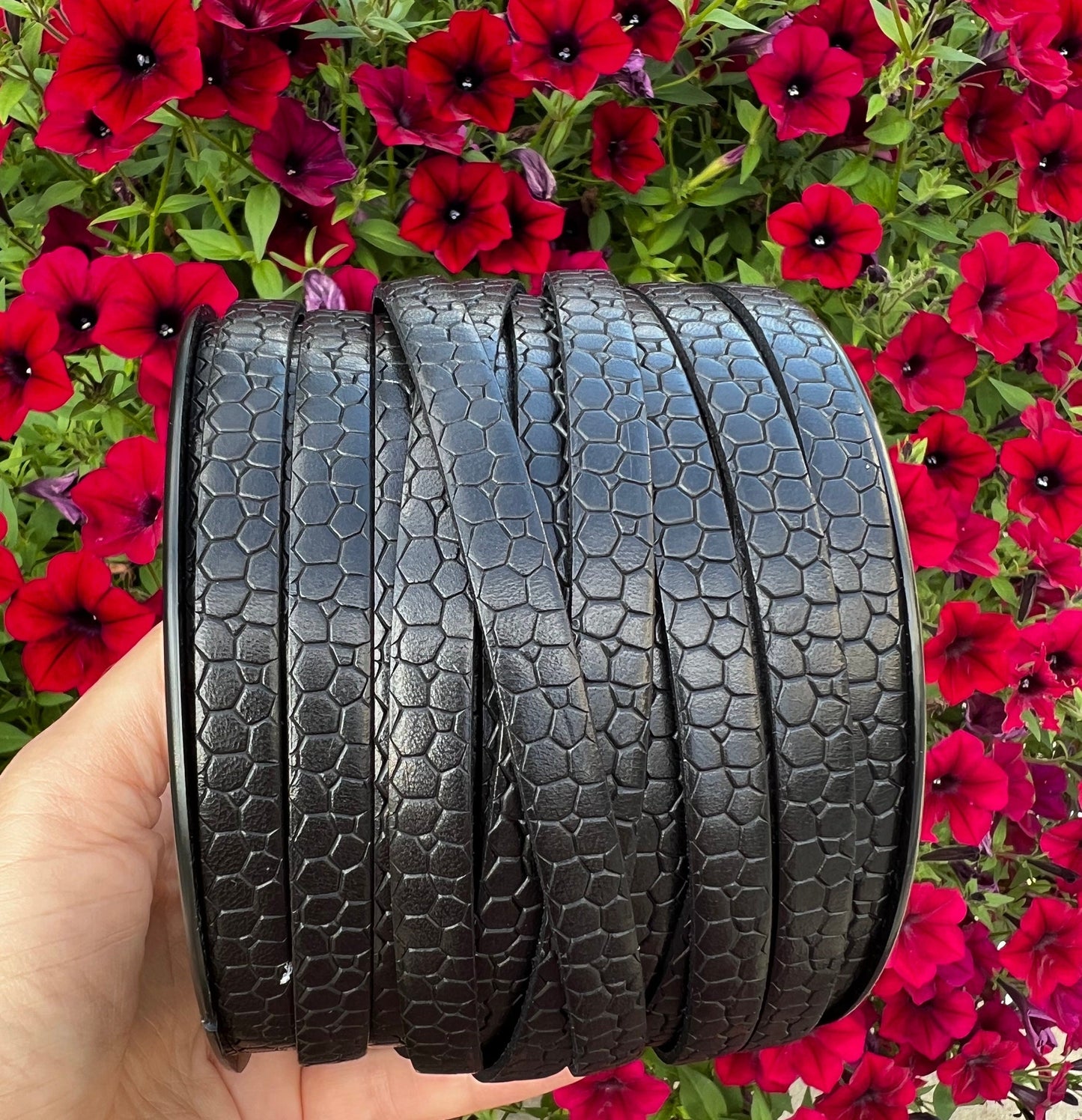 MADE in SPAIN 24" flat alligator skin embossed leather cord, 10mm flat engraved leather cord, embossed 10mm leather cord (AR250/10/34)