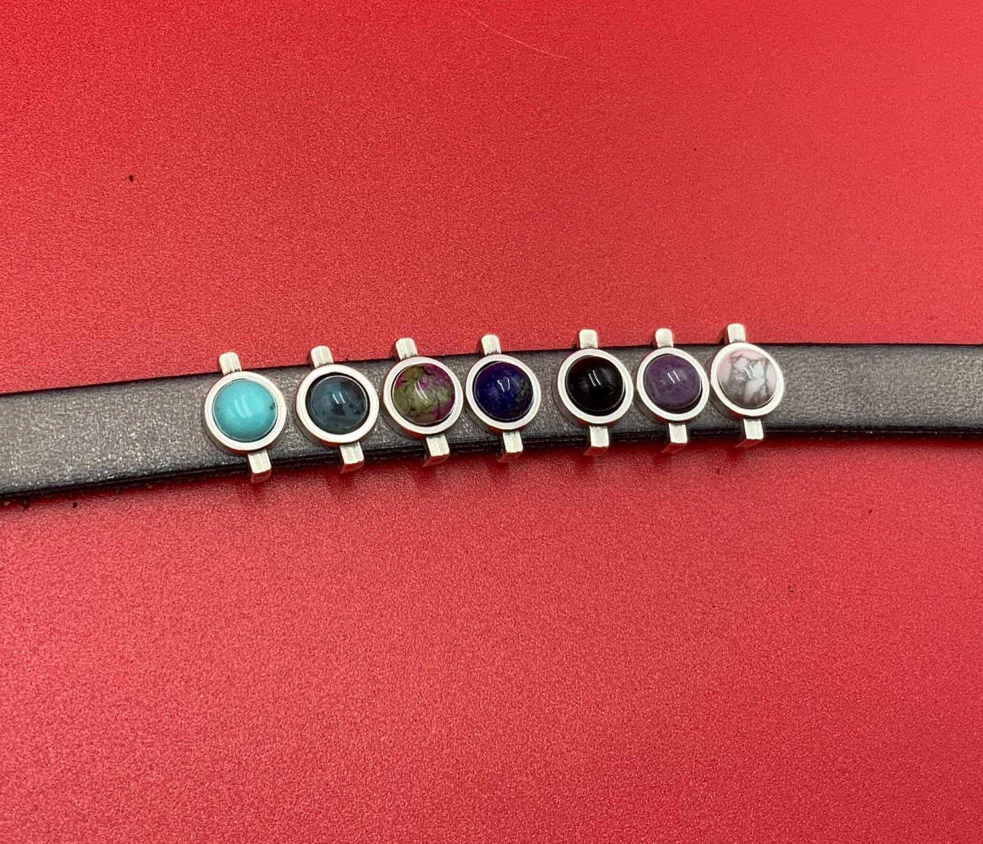 FS0625>>MADE IN EUROPE 2 zamak sliders with natural gemstone, 10mm flat cord slider with natural stone cabochon, Qty2