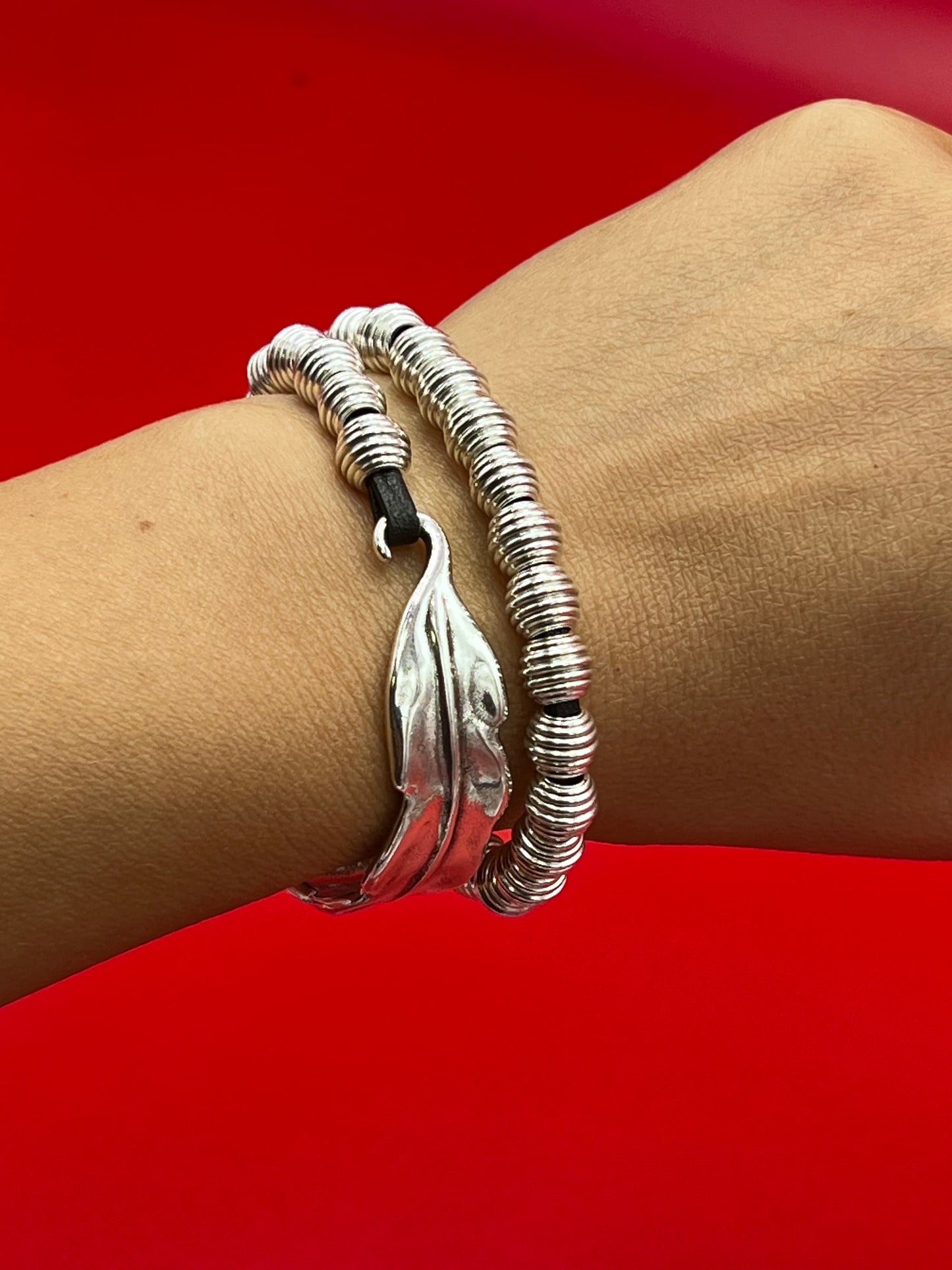 B0105>>MADE in EUROPE zamak half bracelet component, leaf half bracelet hook, Qty 1