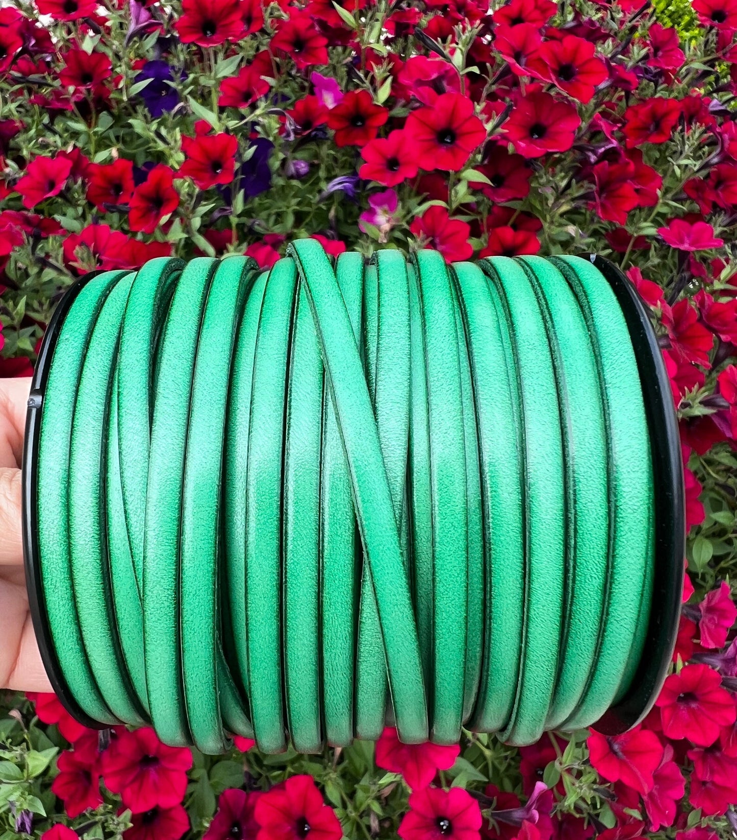 MADE in SPAIN 1 yard of 5mm green leather cord, 5x2mm flat leather cord (AR100/05HIERBA)