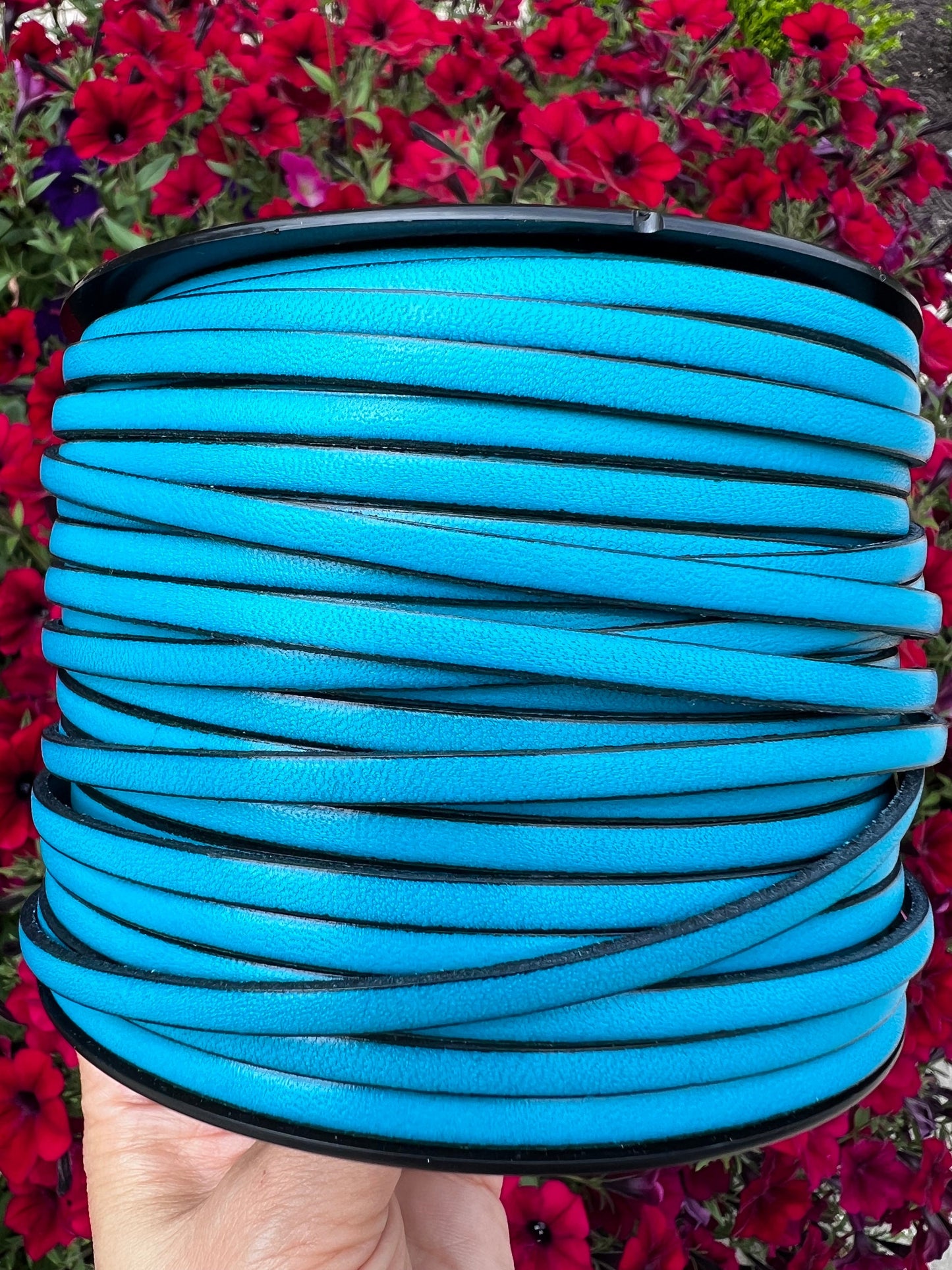 MADE in EUROPE 1 yard of 5mm flat leather cord, genuine leather 5mm strip, turquoise flat leather cord (AR100/05/18)