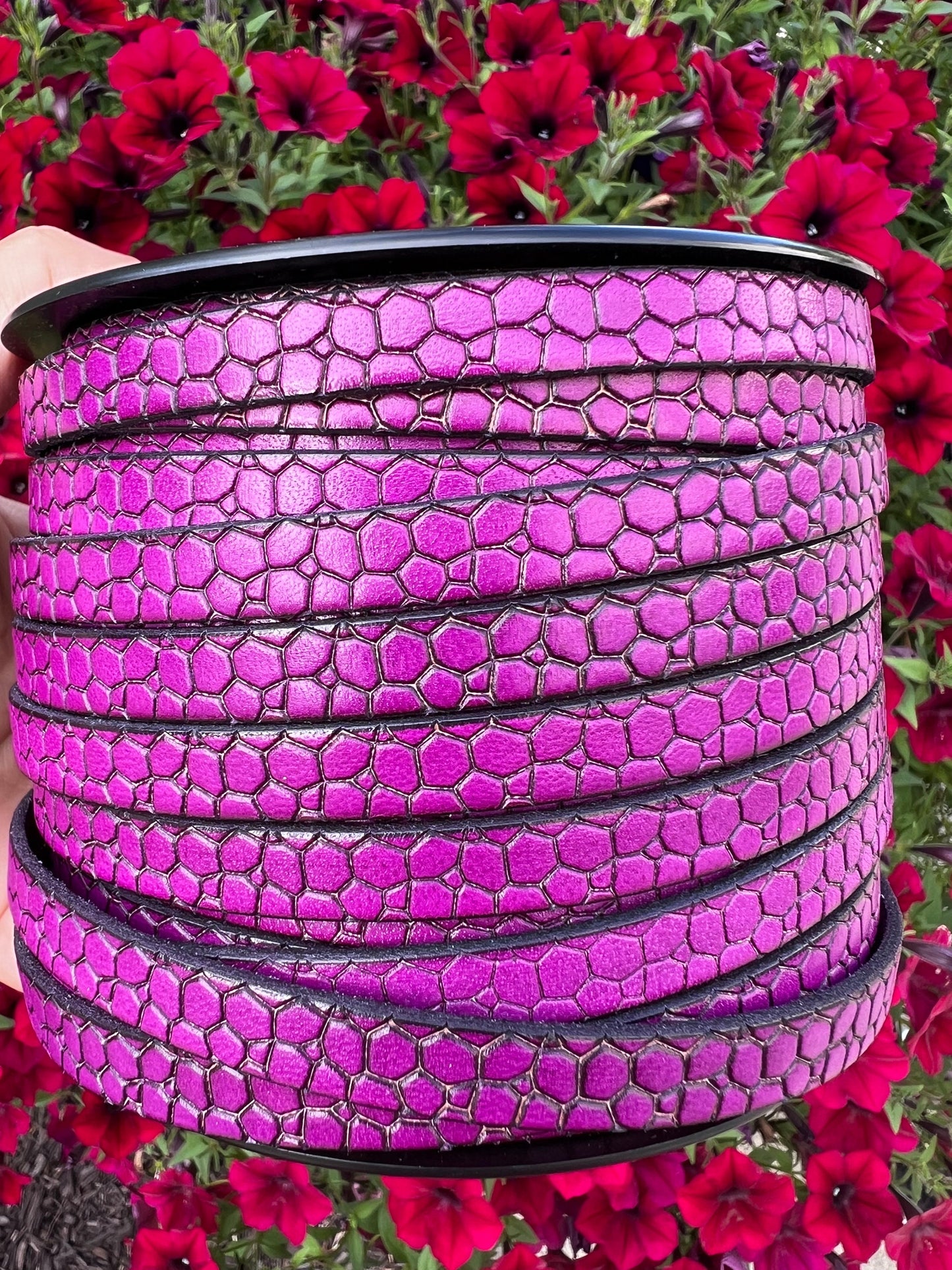 MADE in EUROPE 24" flat leather cord, alligator skin embossed 10mm  leather cord, 10mm cyclamen engraved leather cord (AR250/10/24)