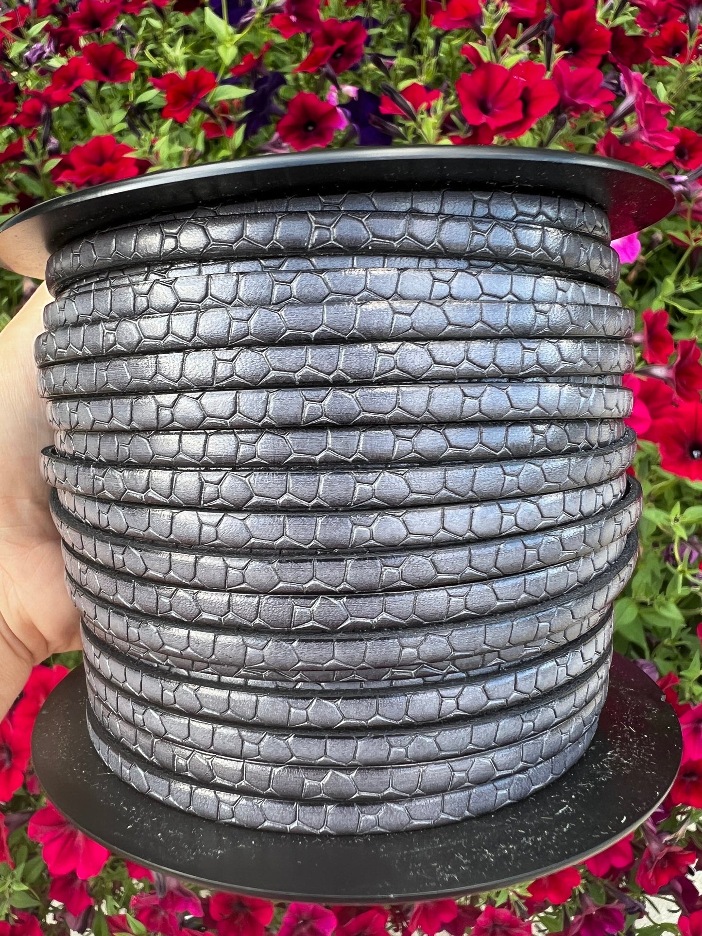 MADE in EUROPE 24" flat leather cord, crocodile skin embossed 5mm leather cord, genuine leather cord (AR250/05/32)