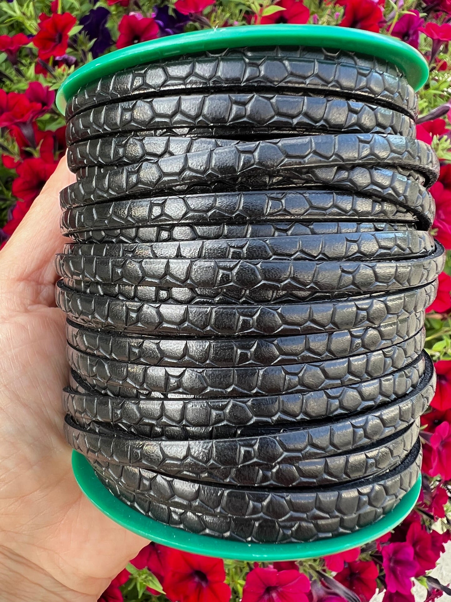 MADE in EUROPE 24'' 5mm alligator skin embossed leather cord, 5mm black leather cord, 5mm embossed leather cord (AR250/05/34)