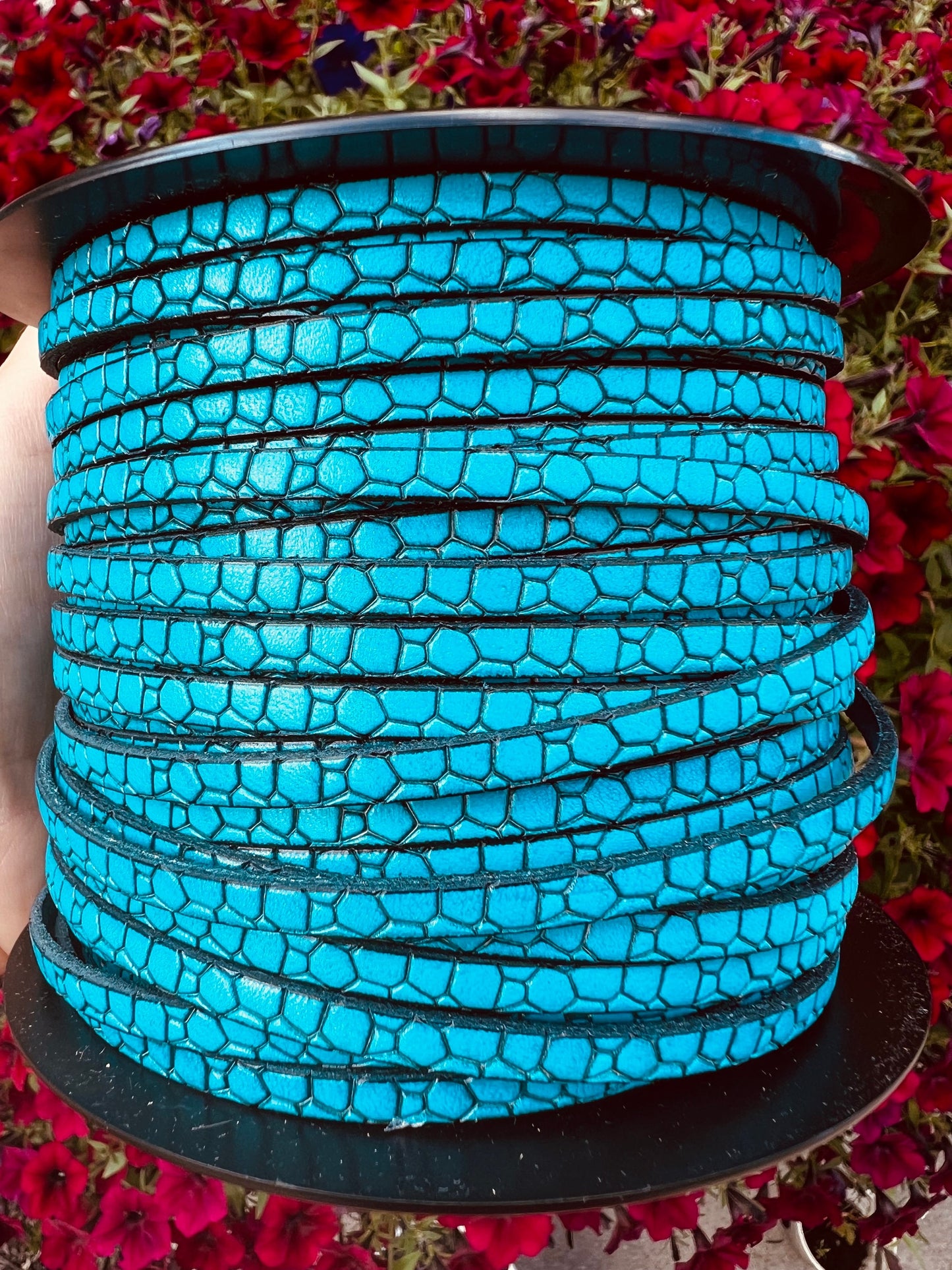 MADE in EUROPE 24'' flat 5mm engraved turquoise leather cord, 5mm flat leather cord, 5mm embossed leather cord(AR110/05/18)